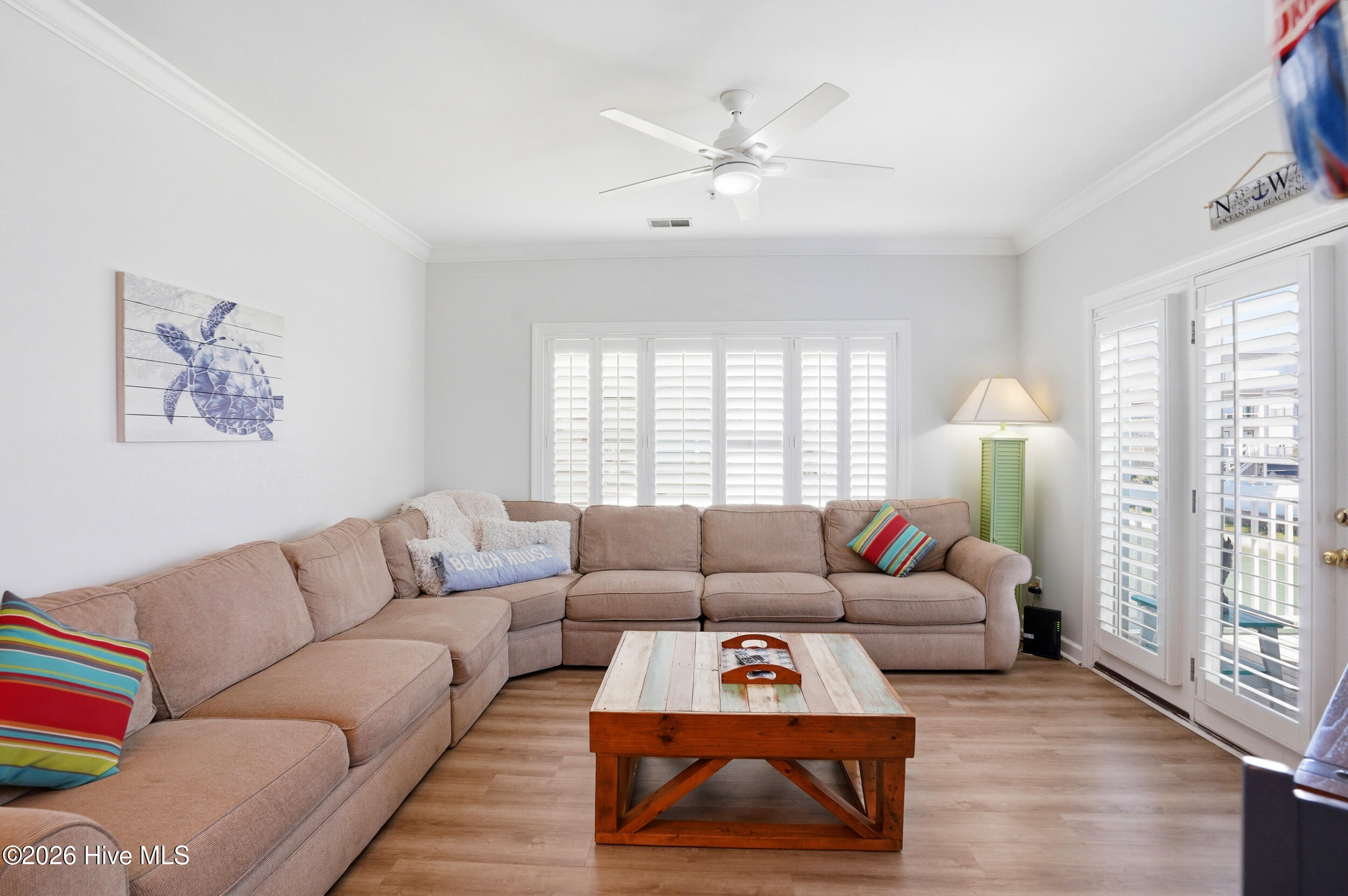 158 Via Old Sound Boulevard # B Property Photo 12