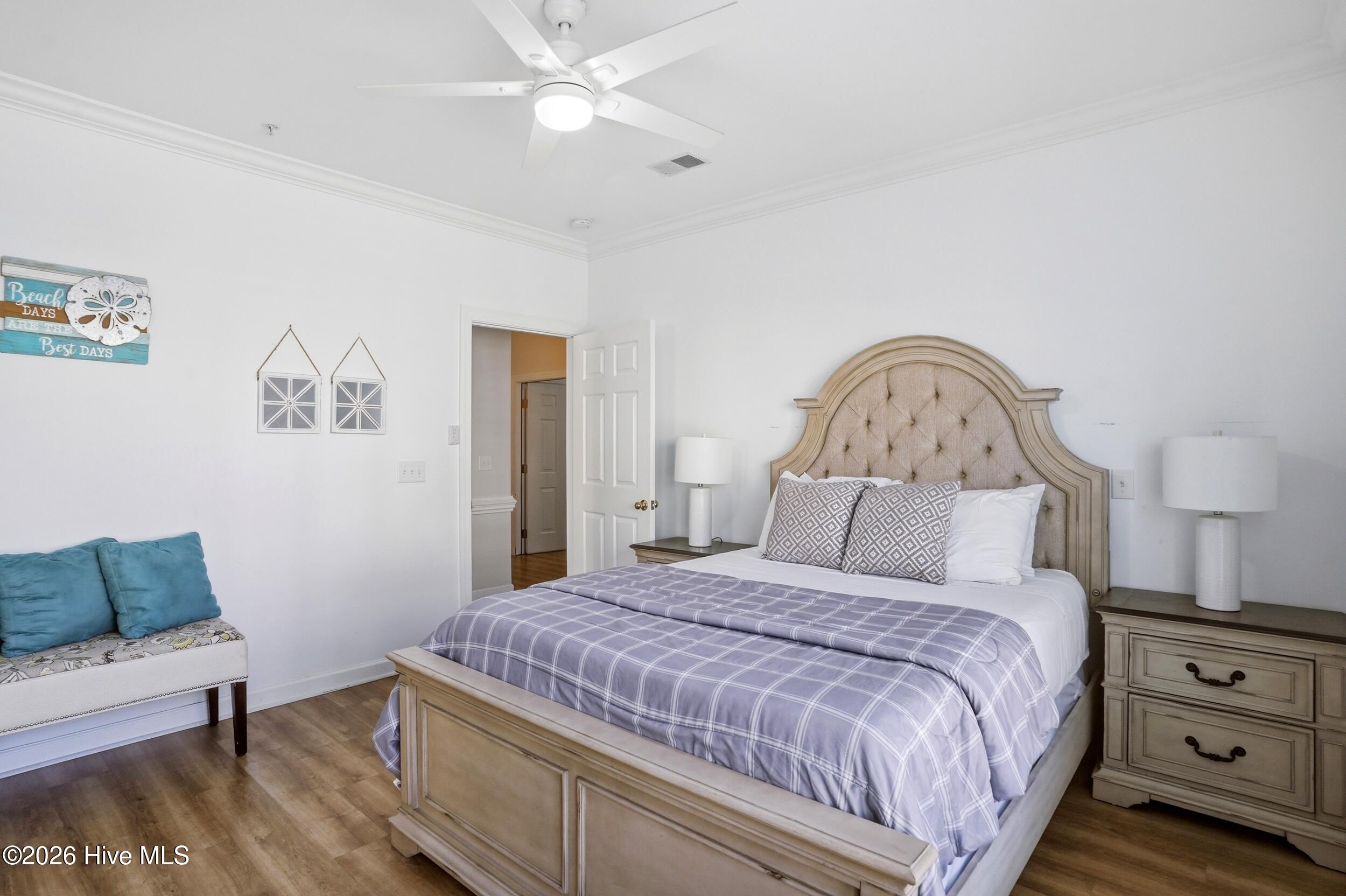 158 Via Old Sound Boulevard # B Property Photo 16