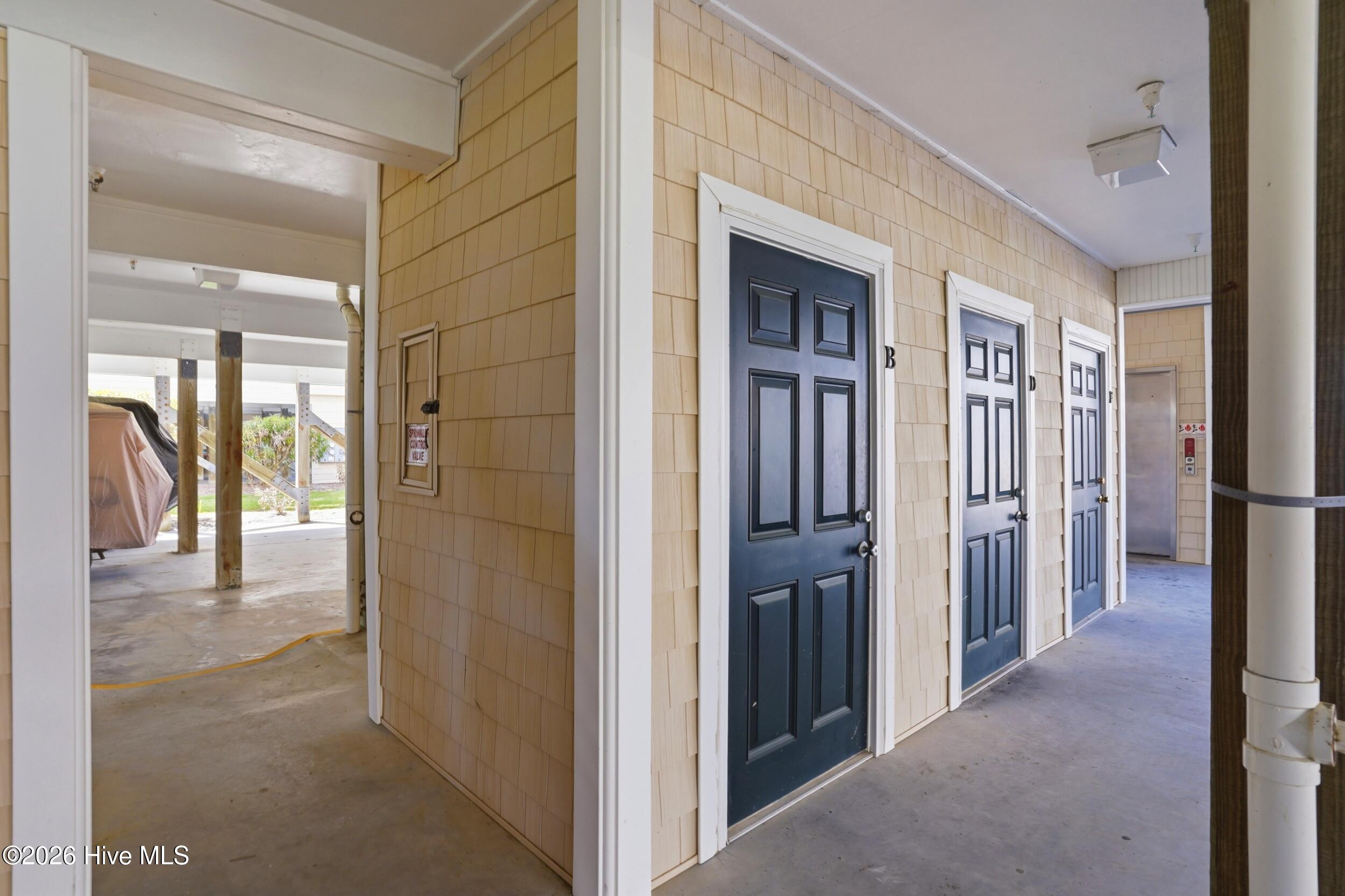 158 Via Old Sound Boulevard # B Property Photo 33