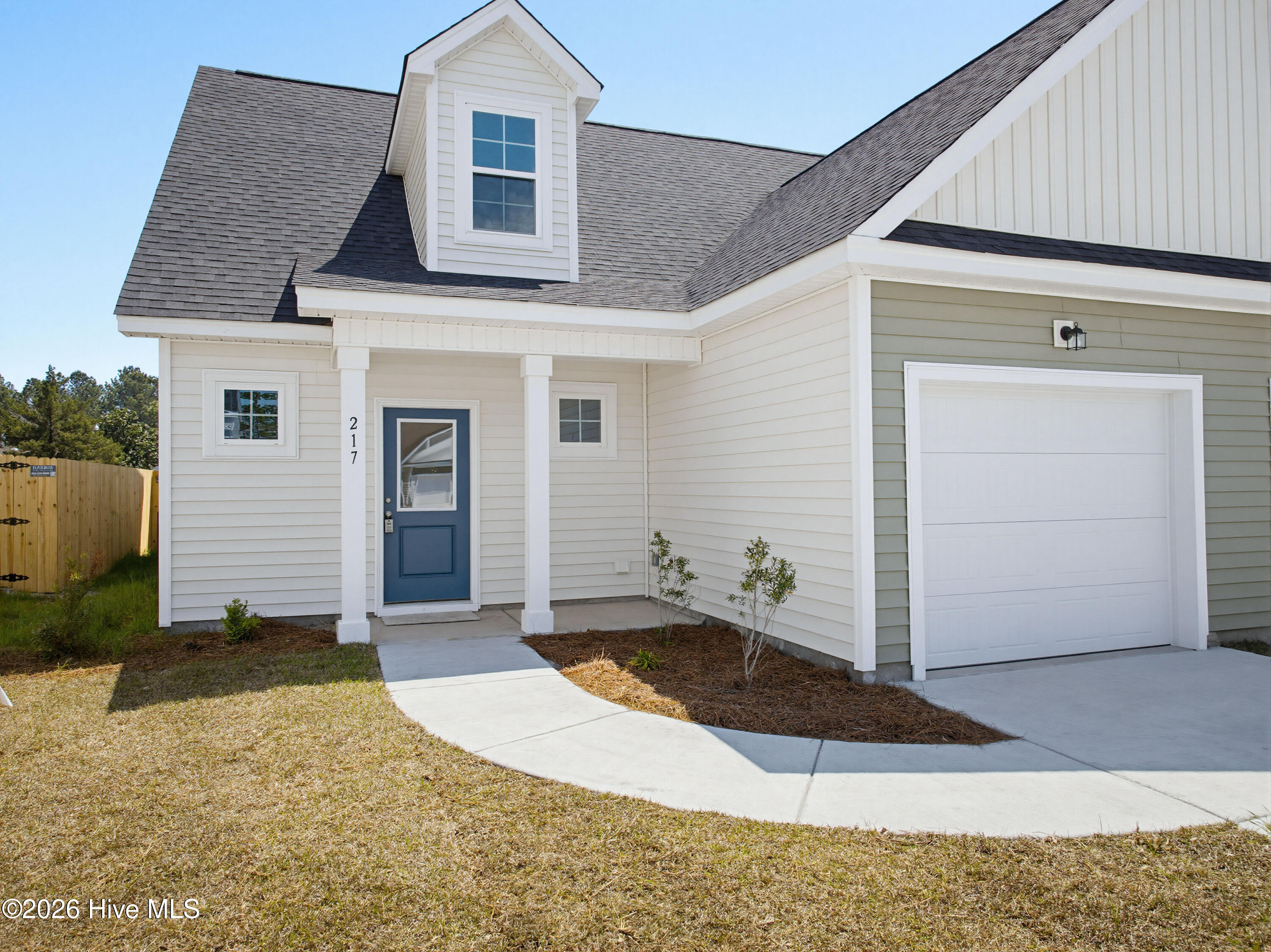 217 Sandpiper Place Property Photo 3