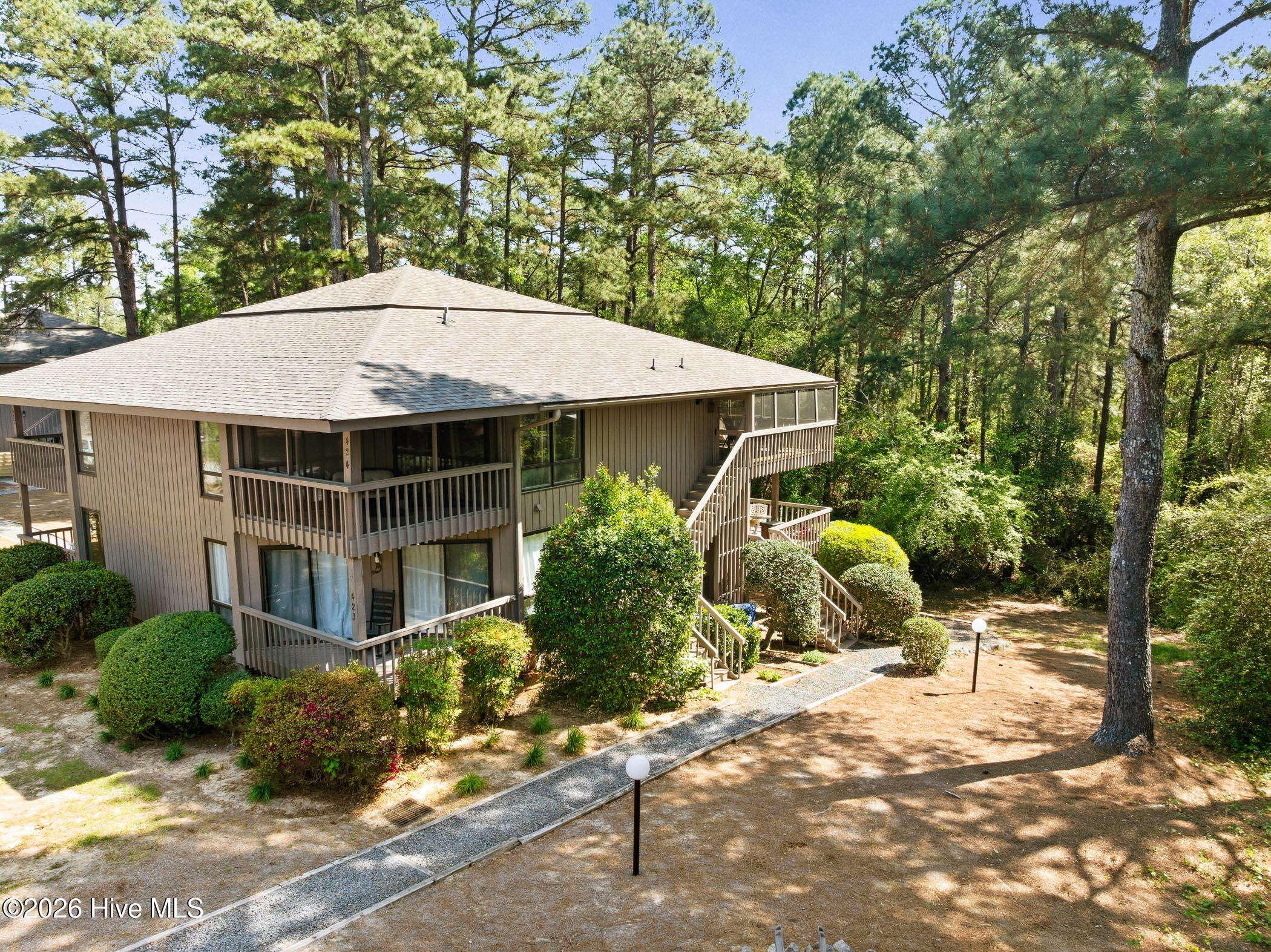 424 Foxcroft Circle Property Photo 26