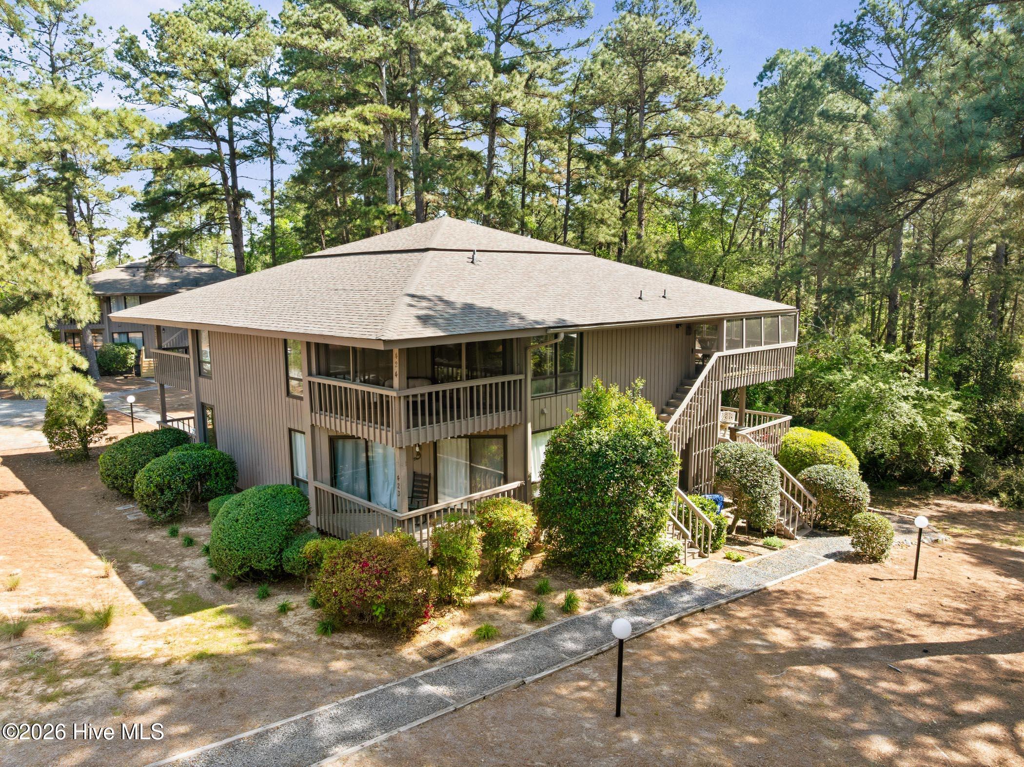 424 Foxcroft Circle Property Photo 30