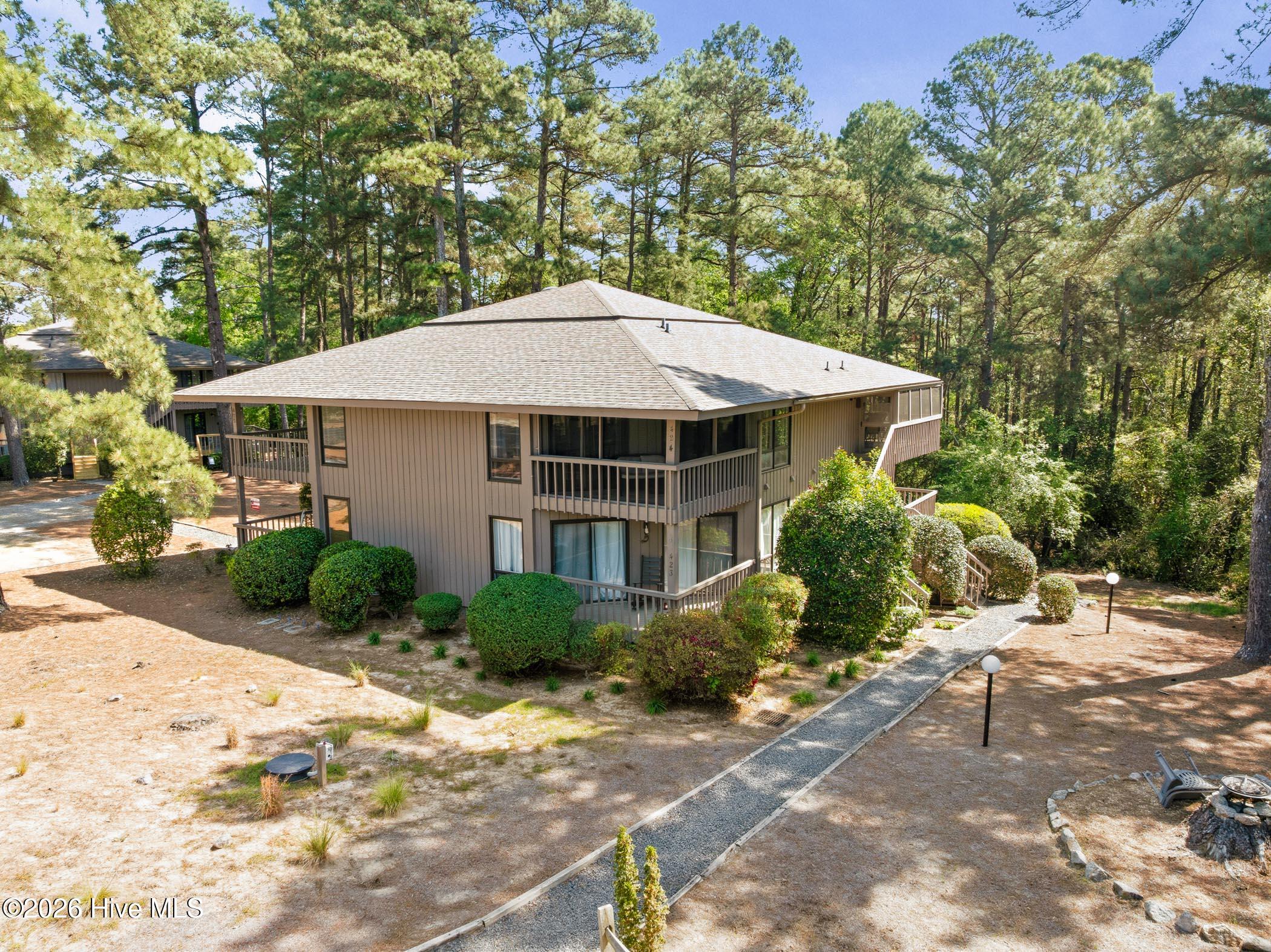 424 Foxcroft Circle Property Photo 35