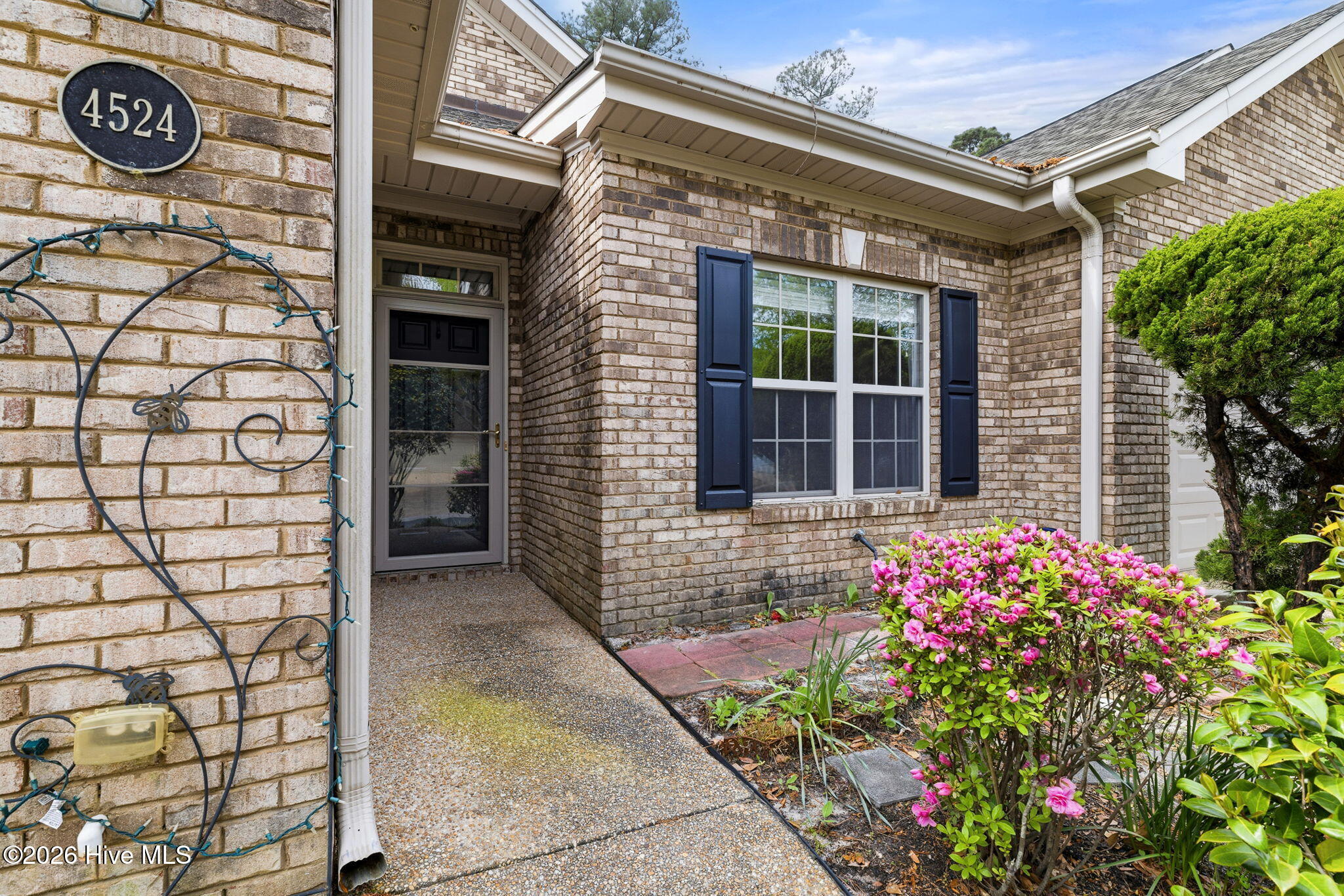 4524 Regent Drive Property Photo 6