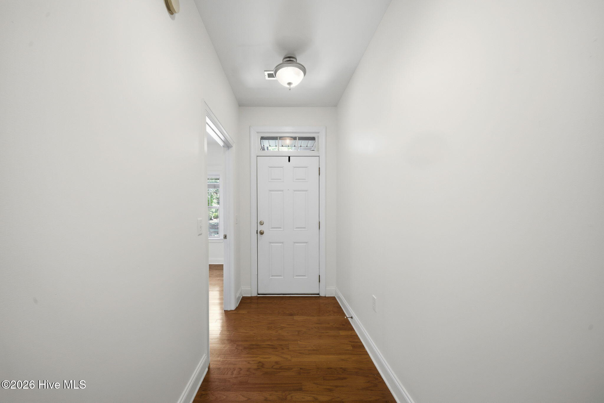 4524 Regent Drive Property Photo 7