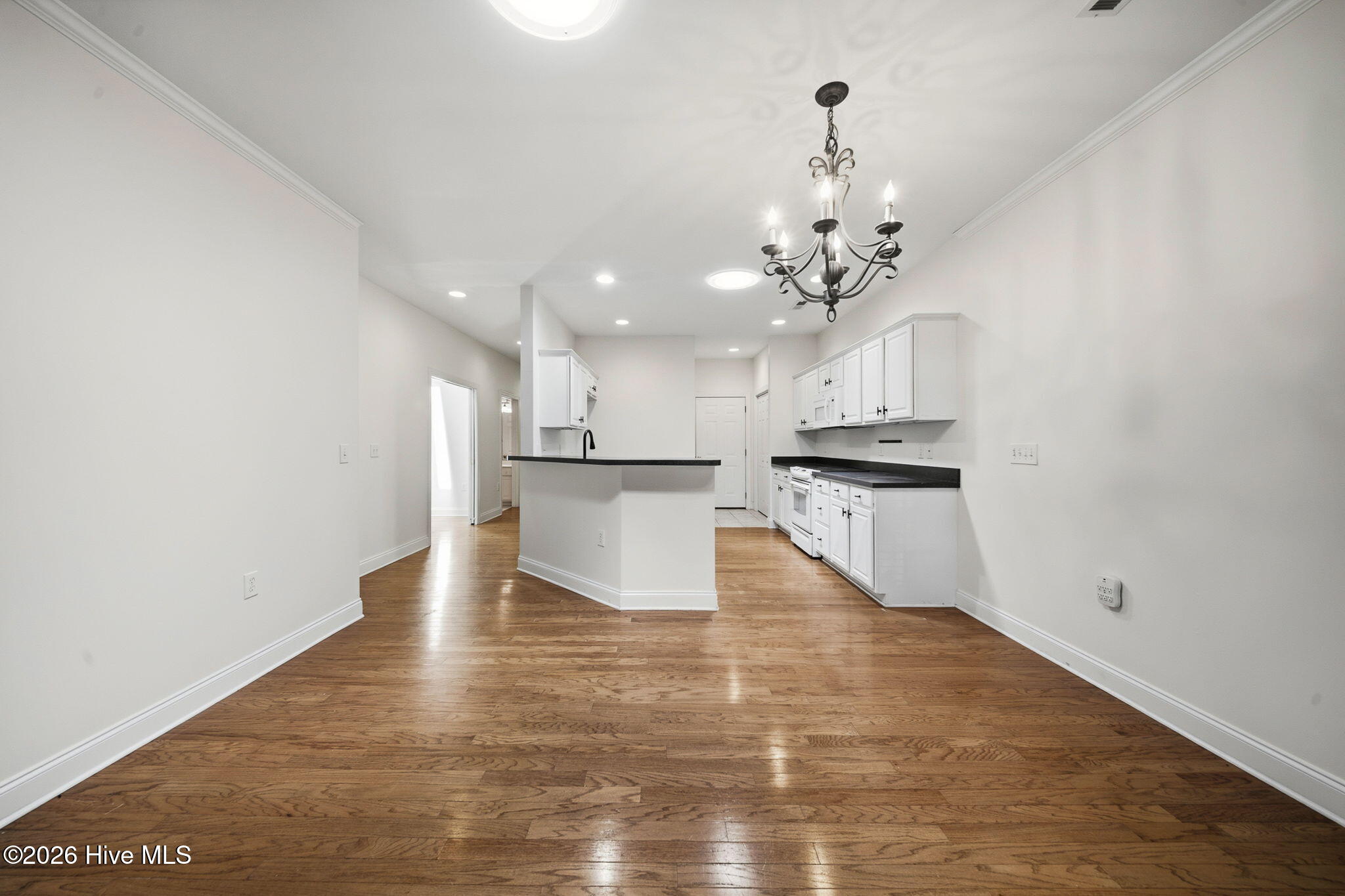 4524 Regent Drive Property Photo 14