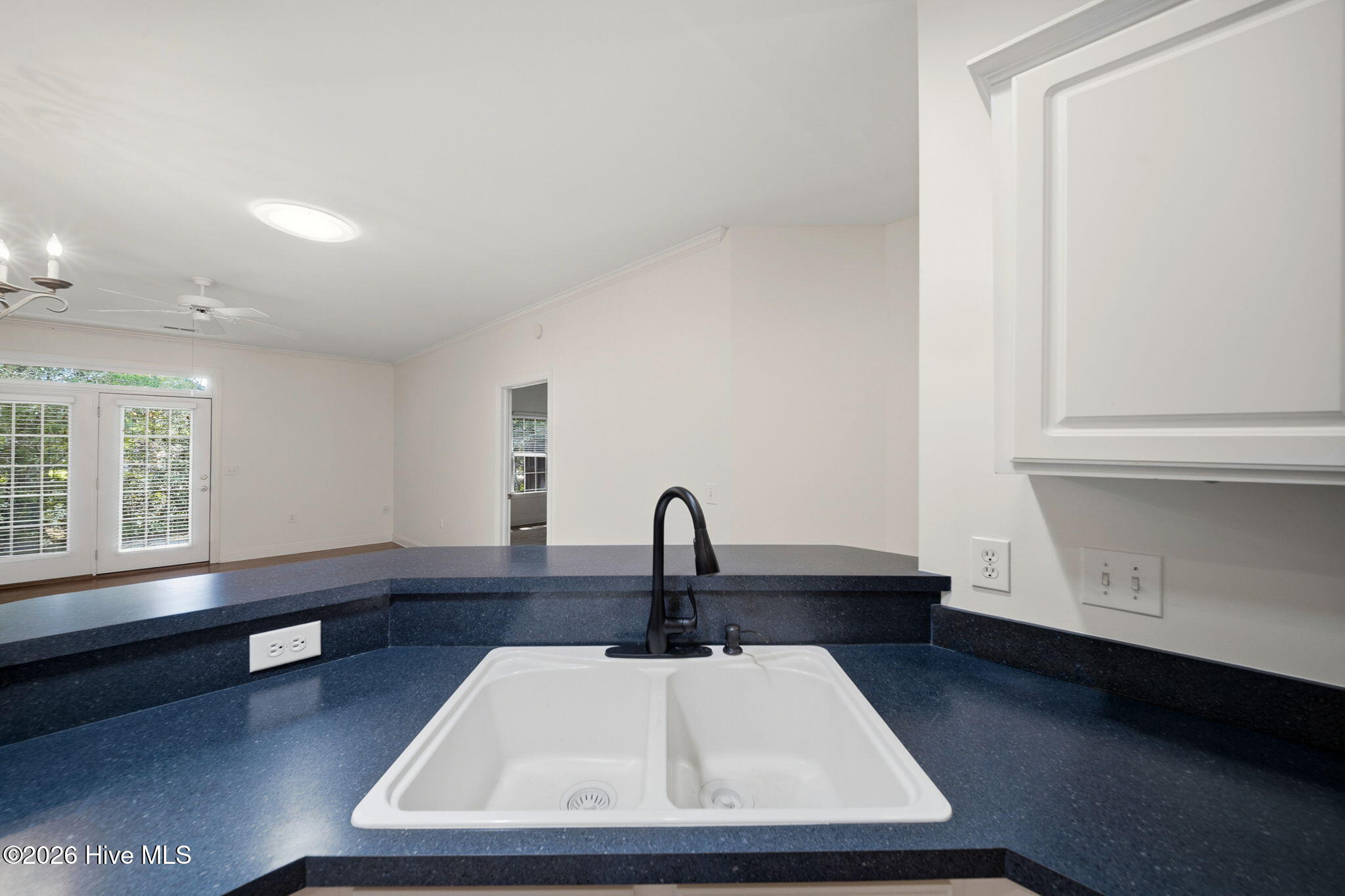 4524 Regent Drive Property Photo 22