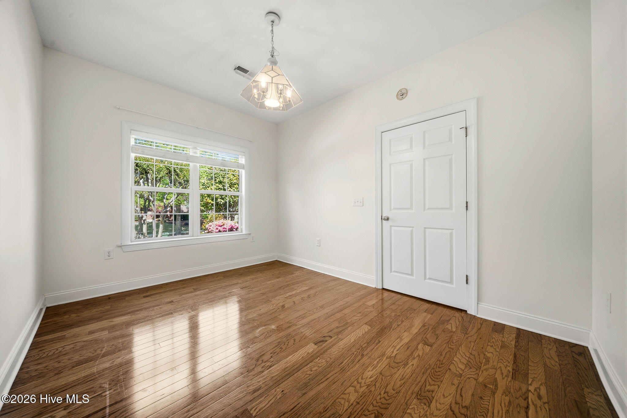4524 Regent Drive Property Photo 32