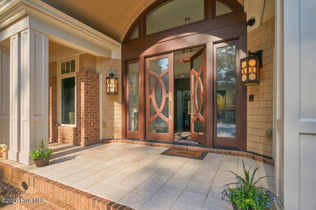 475 Lake Dornoch Drive Property Photo 6