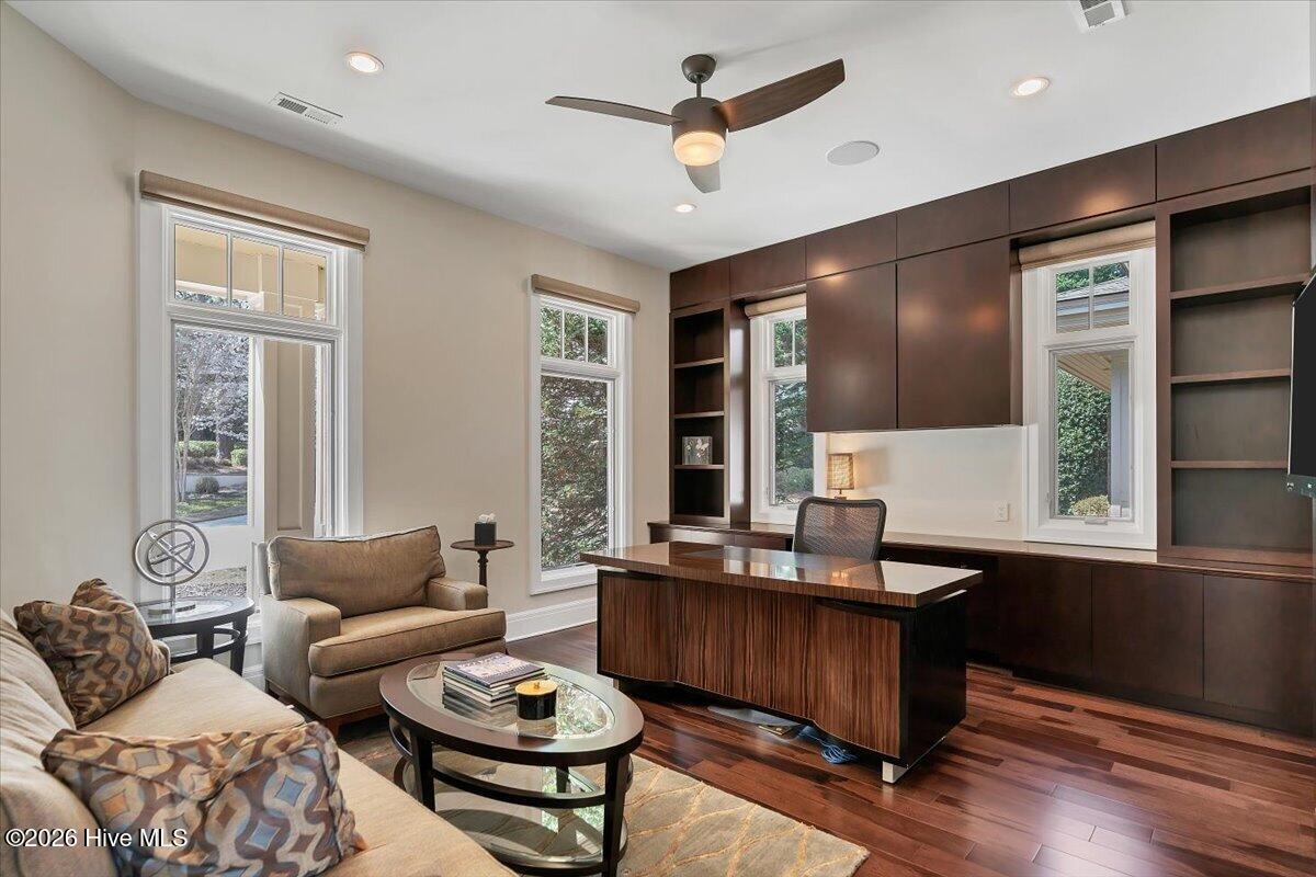 475 Lake Dornoch Drive Property Photo 12