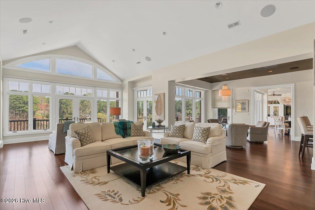 475 Lake Dornoch Drive Property Photo 18