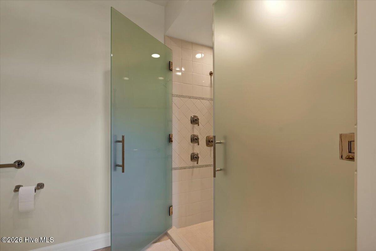 475 Lake Dornoch Drive Property Photo 84