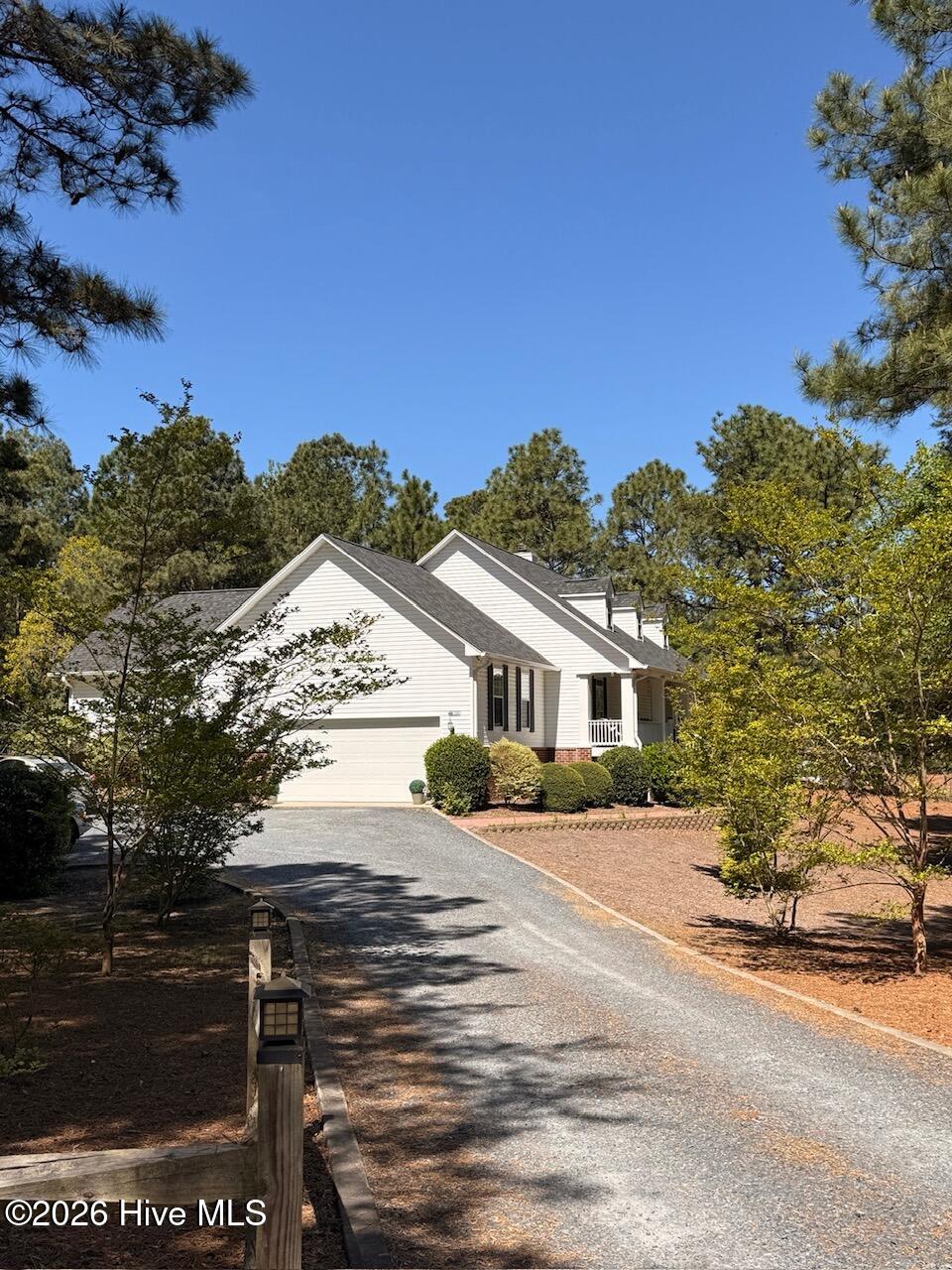 109 Sweetbriar Court Property Photo 2