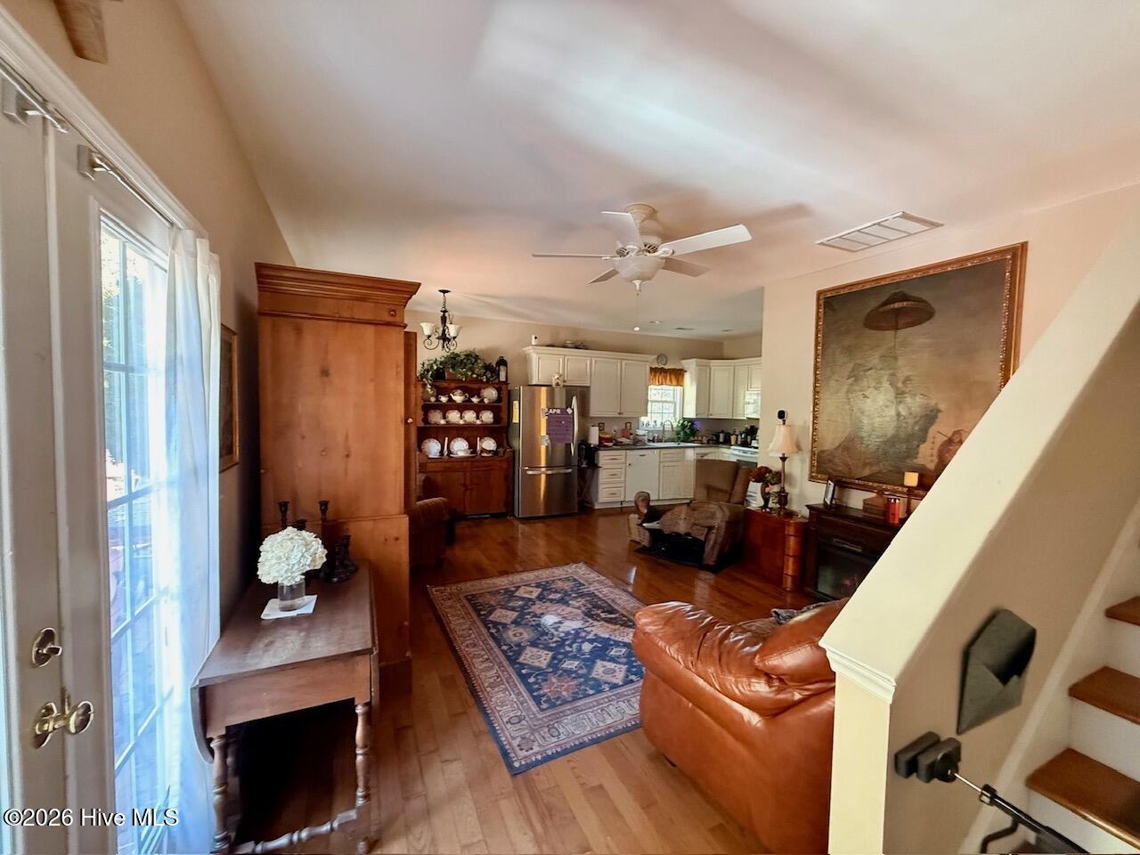 109 Sweetbriar Court Property Photo 24