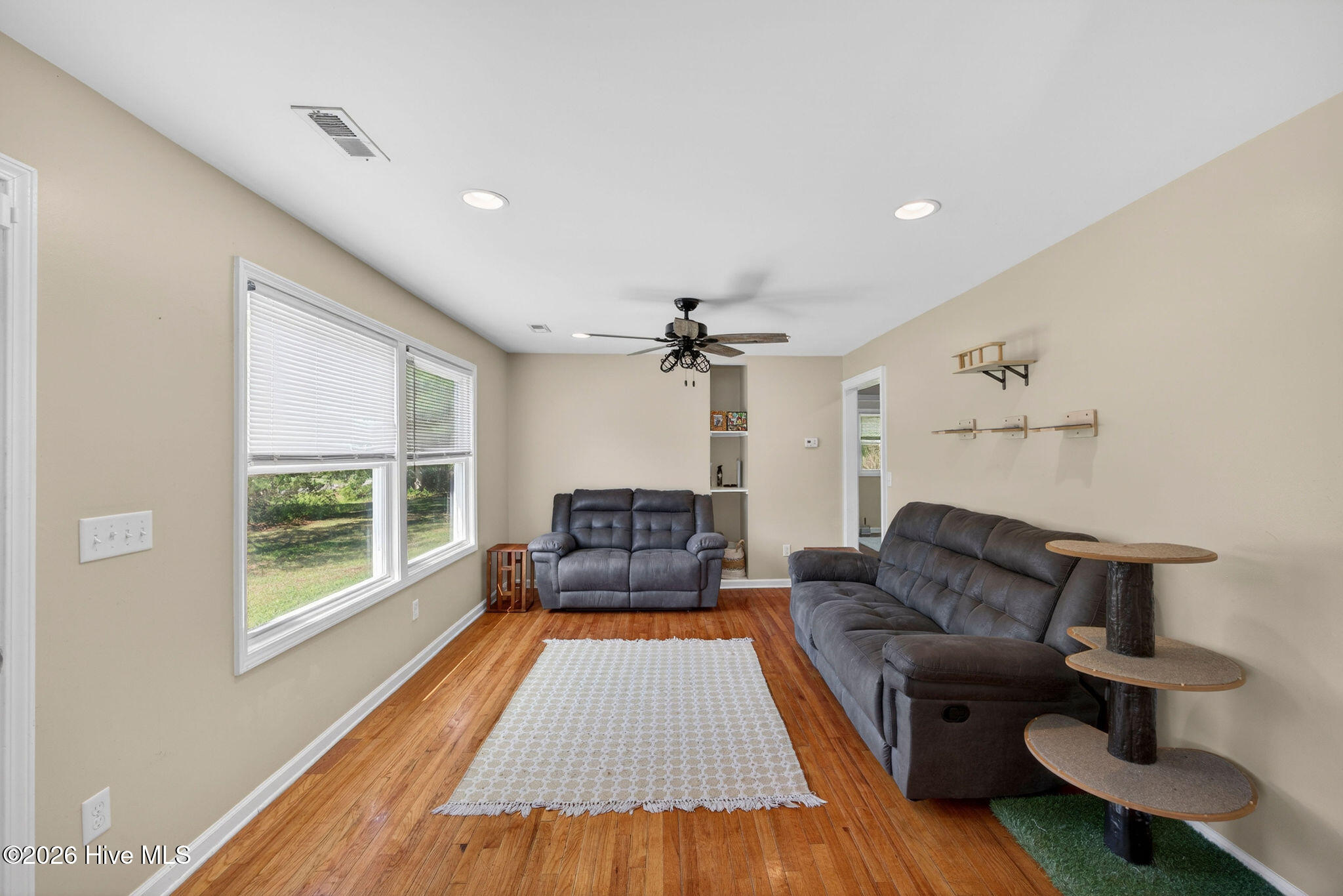 555 Cedar Street Property Photo 7