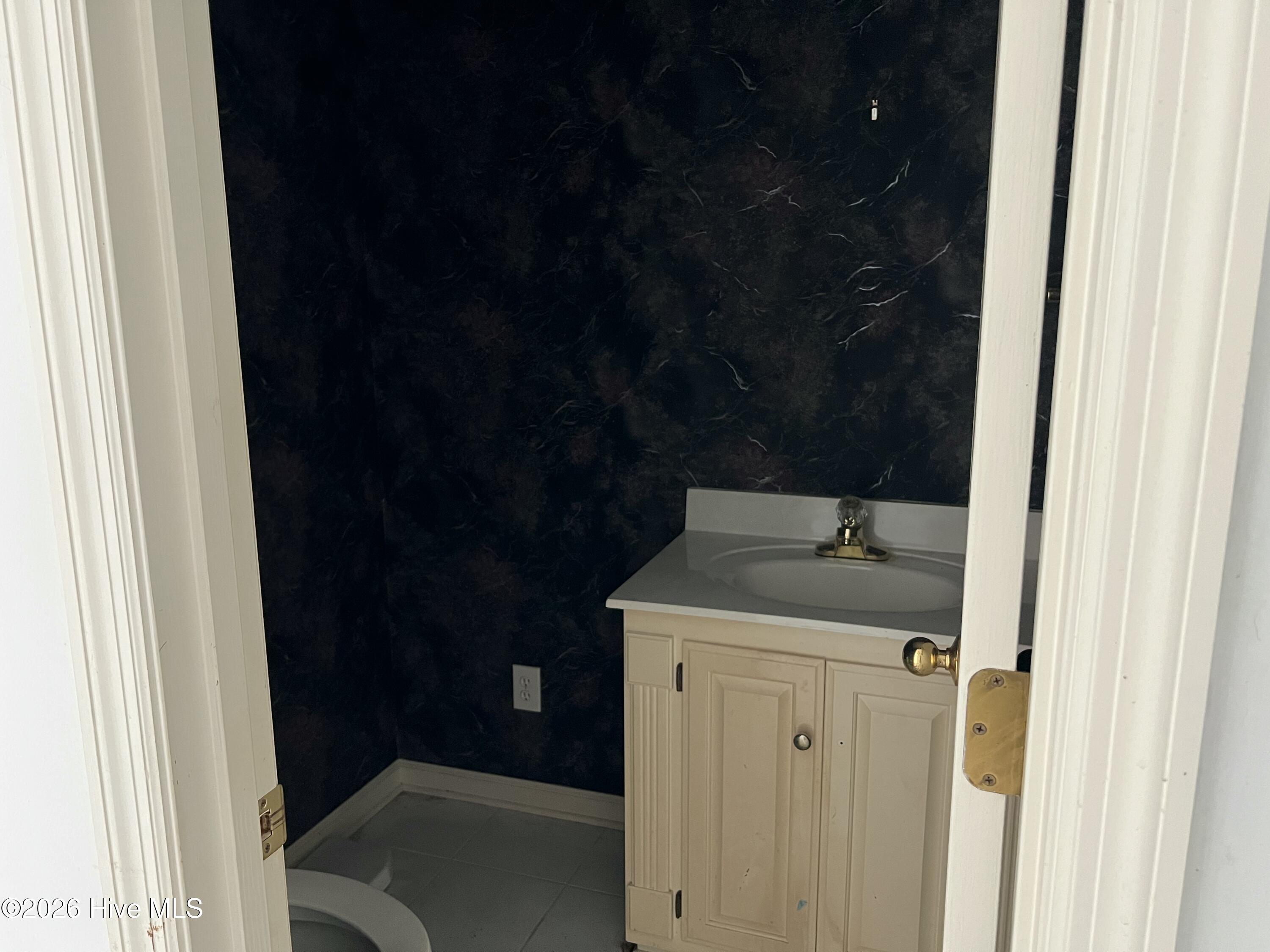 1551 Linden Road Property Photo 8