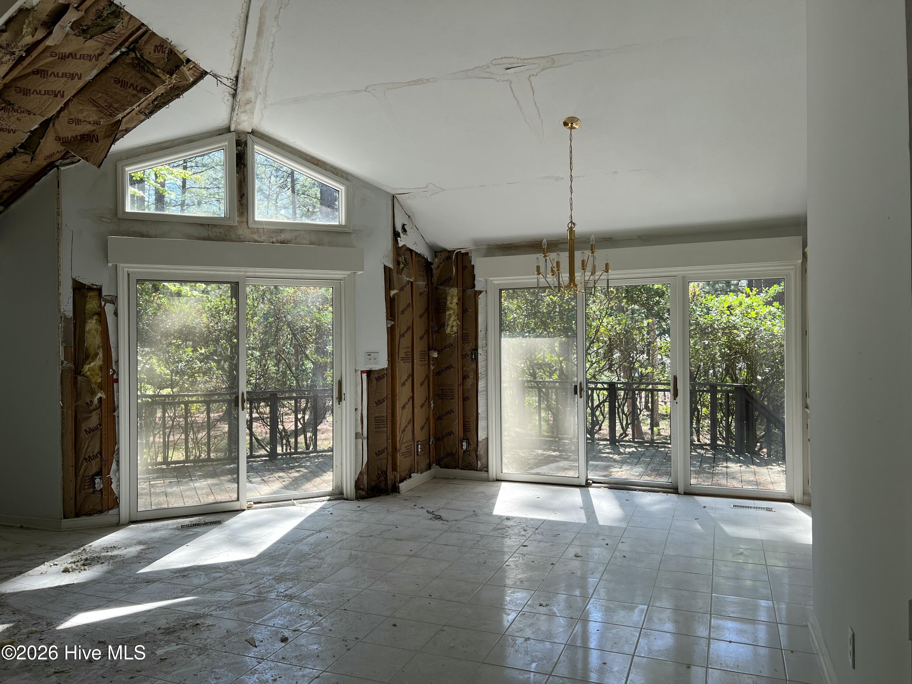 1551 Linden Road Property Photo 10
