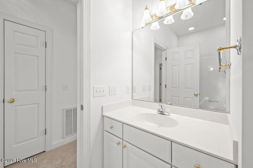 30 Oakmont Circle Property Photo 13