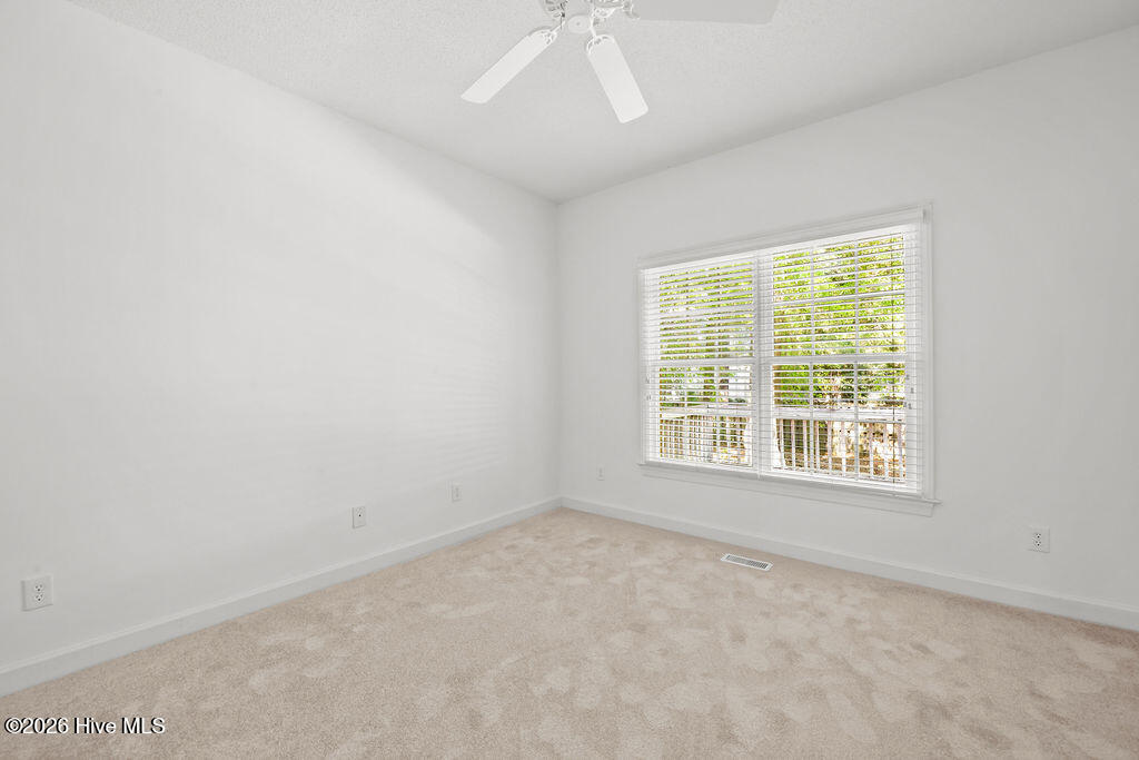 30 Oakmont Circle Property Photo 14