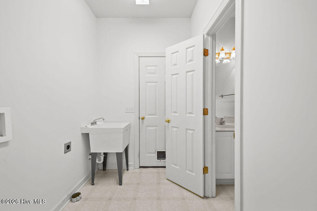 30 Oakmont Circle Property Photo 16