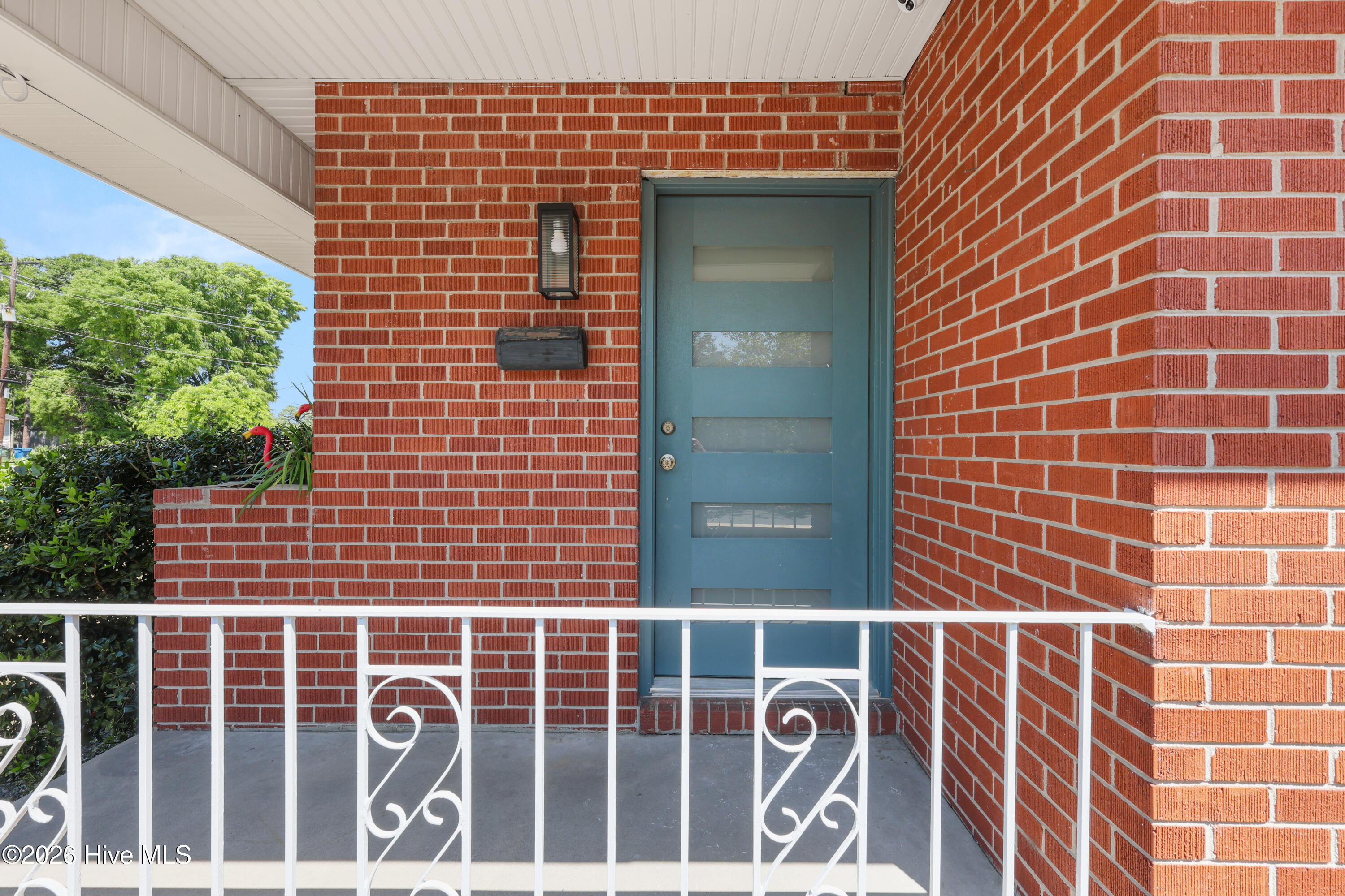 402 Southern Boulevard Property Photo 5