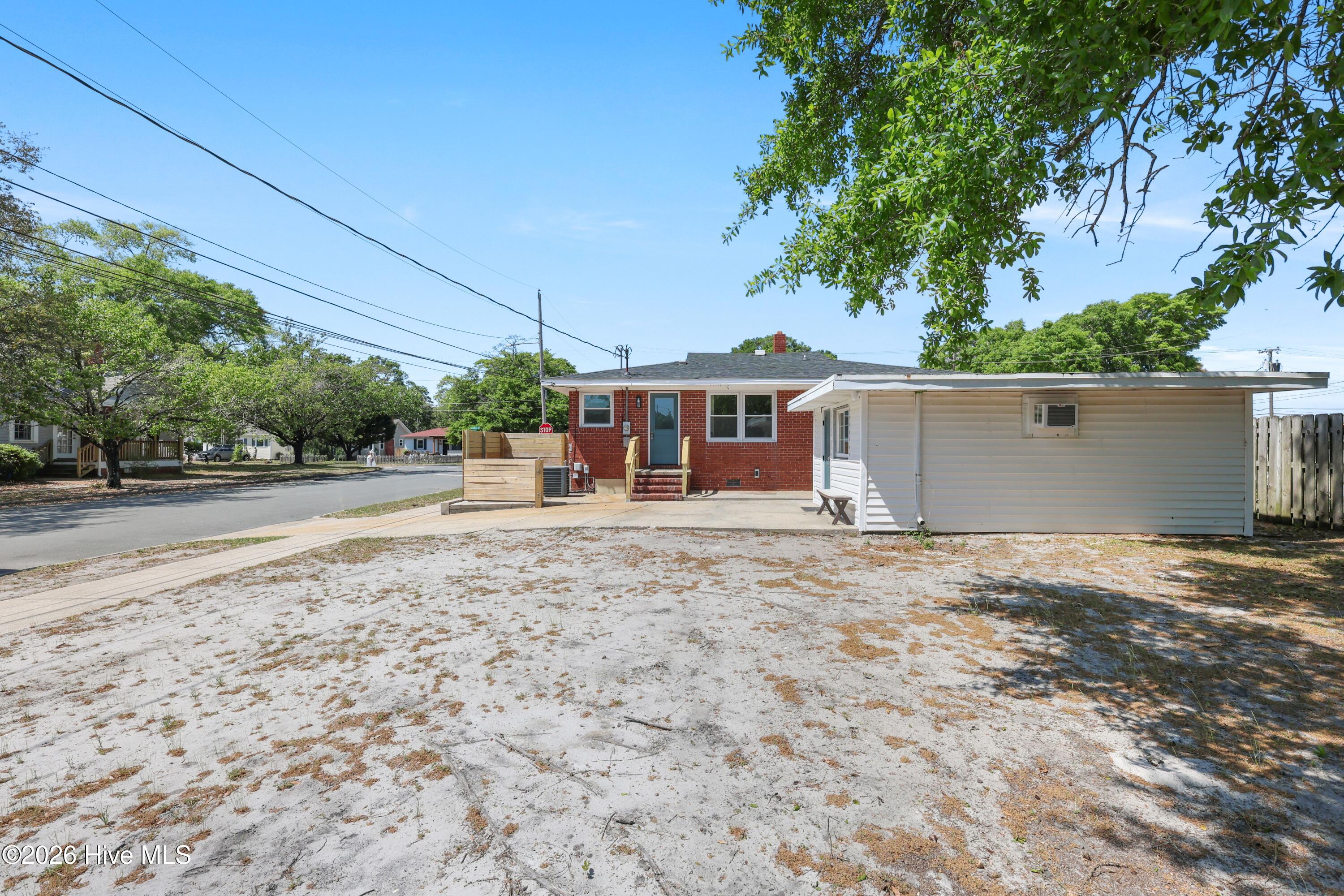 402 Southern Boulevard Property Photo 32