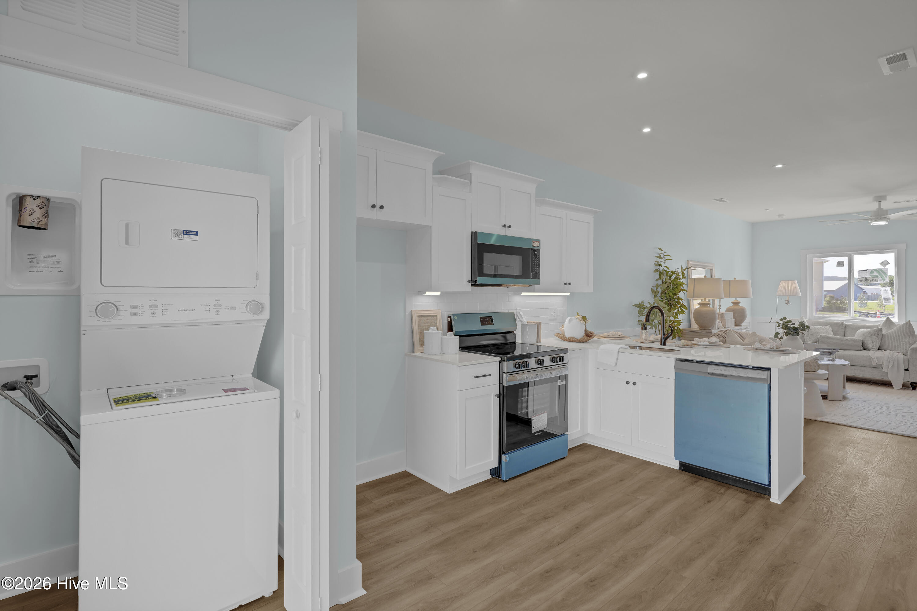 650 Cedar Point Boulevard H2 Property Photo 8