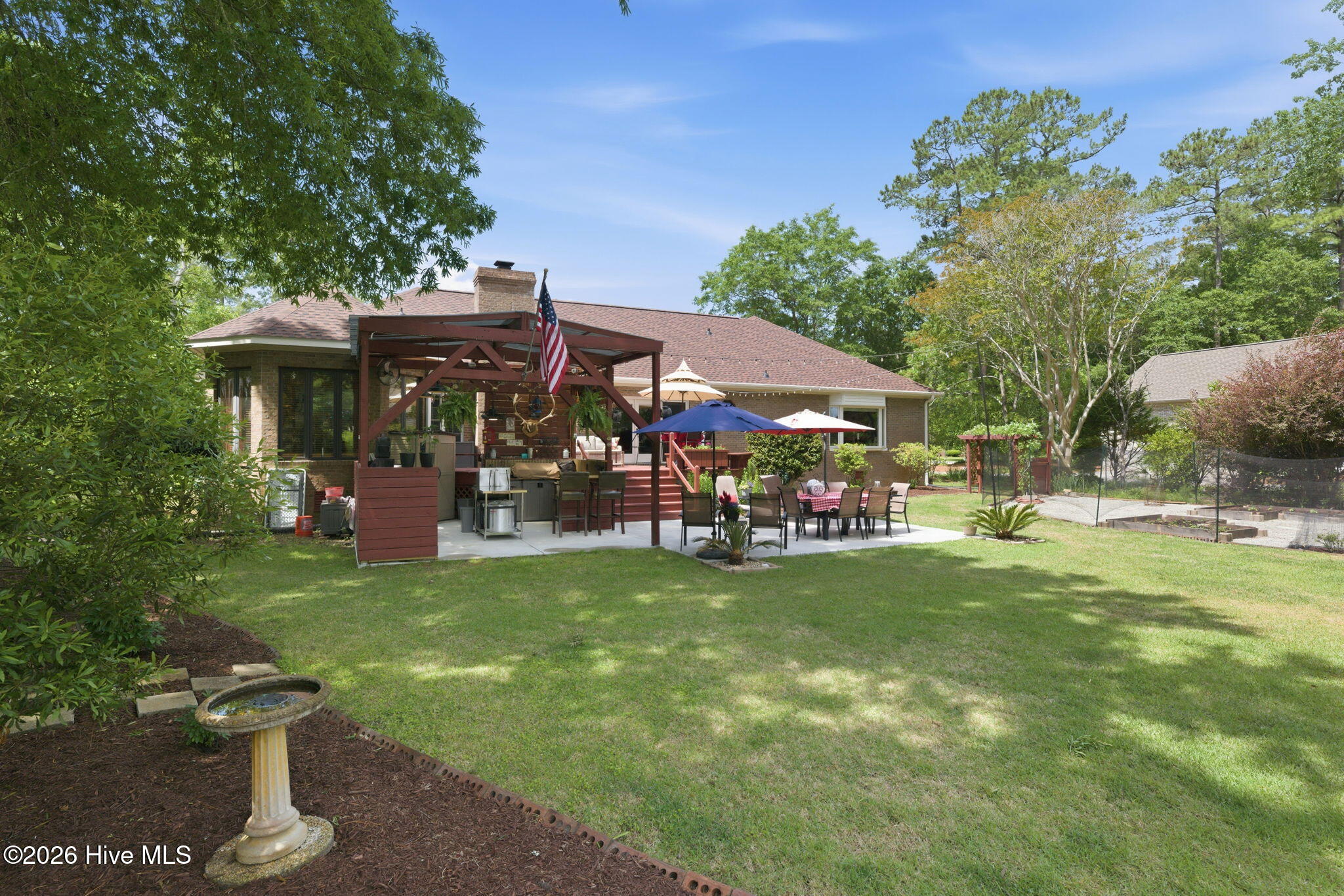 1211 Pine Valley Drive Property Photo 3
