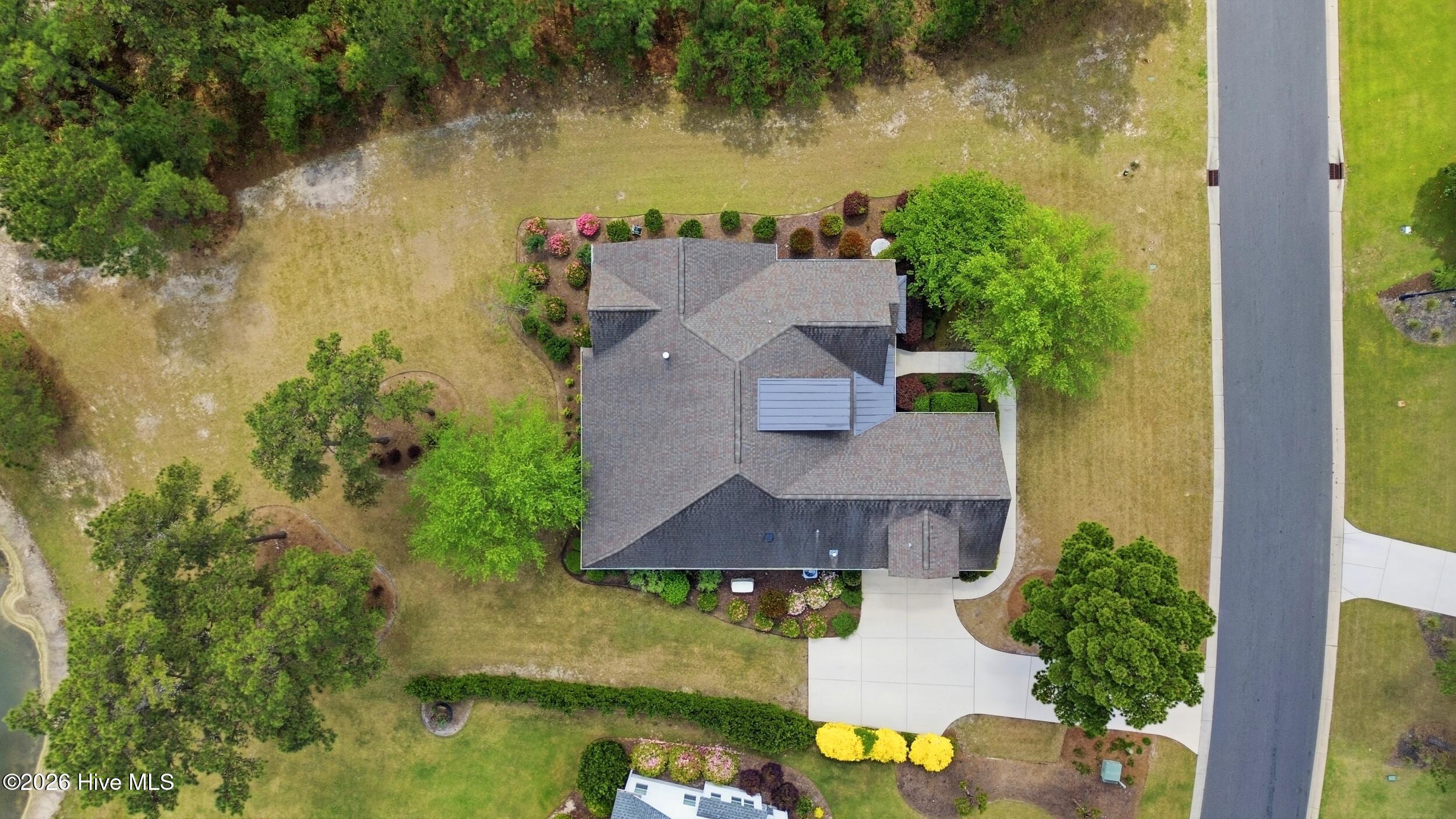 9385 Fallen Pear Lane Ne Property Photo 3