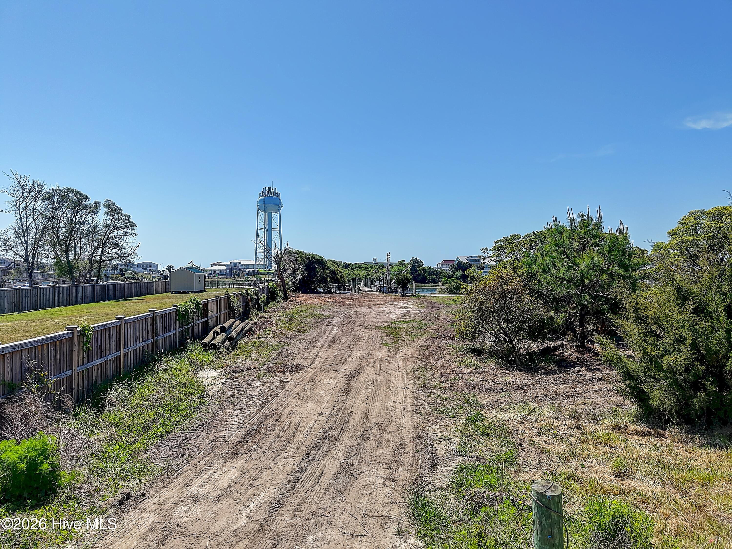 1365 Cedar Landing Road Sw Property Photo 2