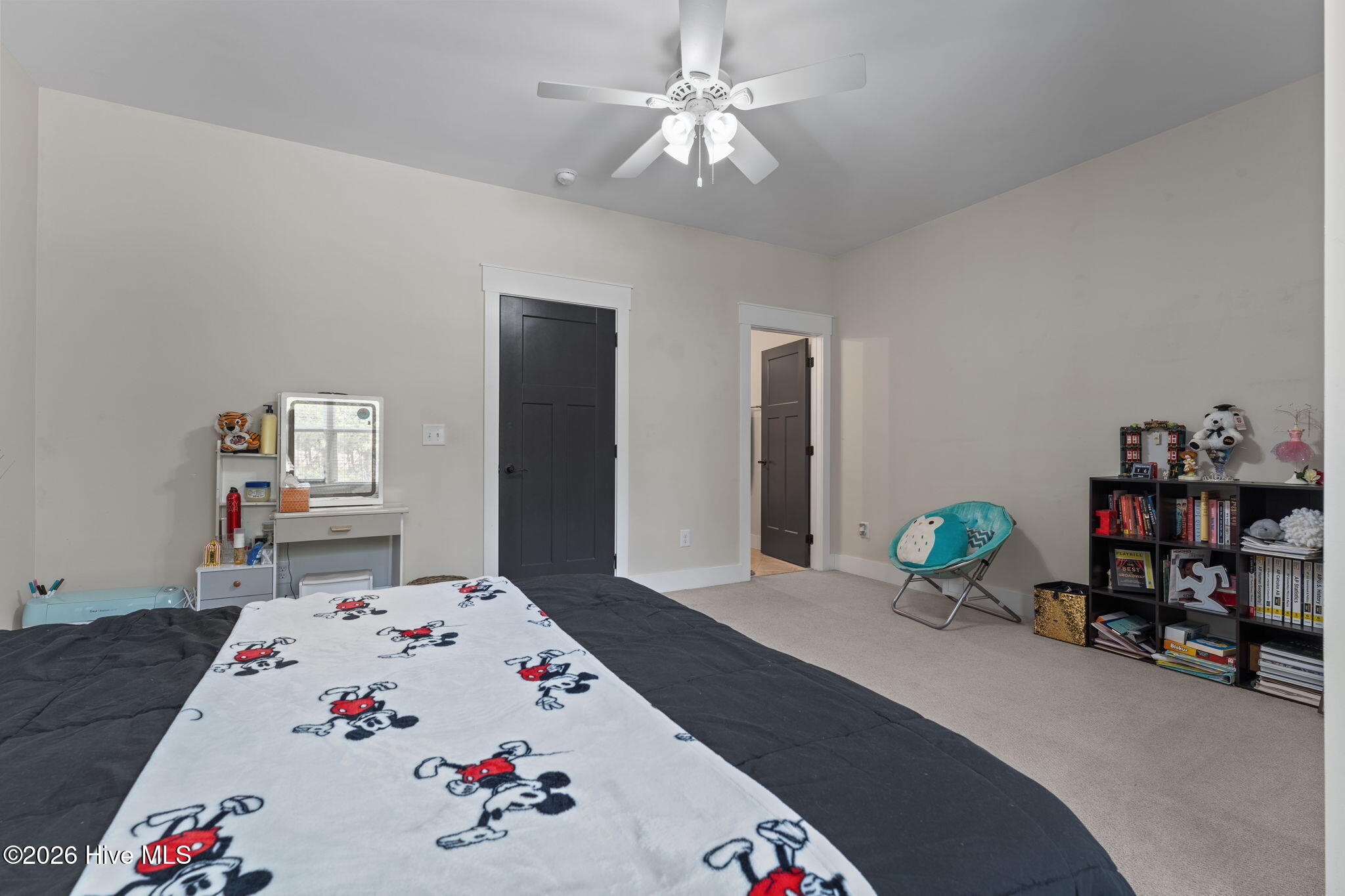 6 Wilshire Lane Property Photo 43