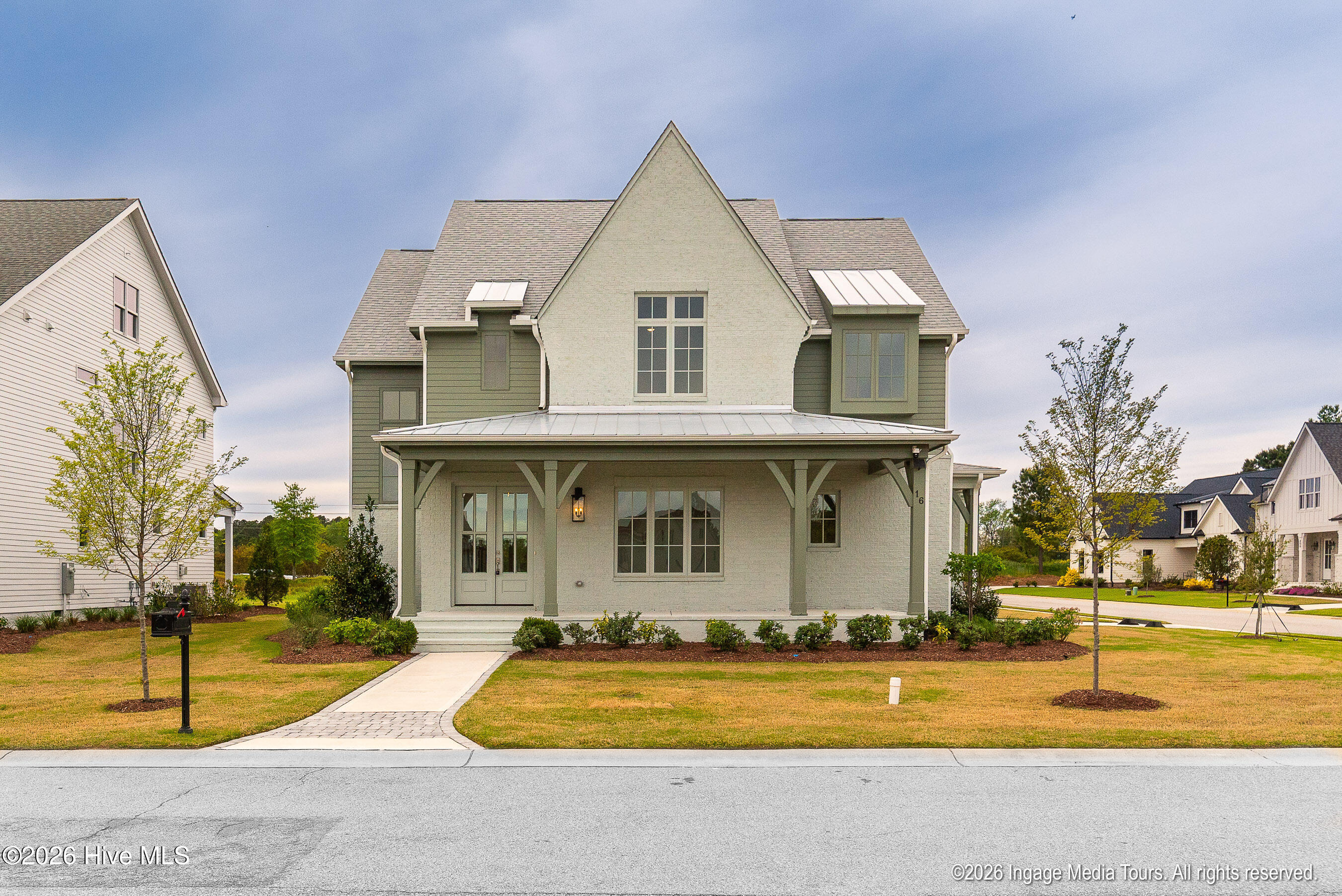 16 Pinewood Cove Property Photo 1
