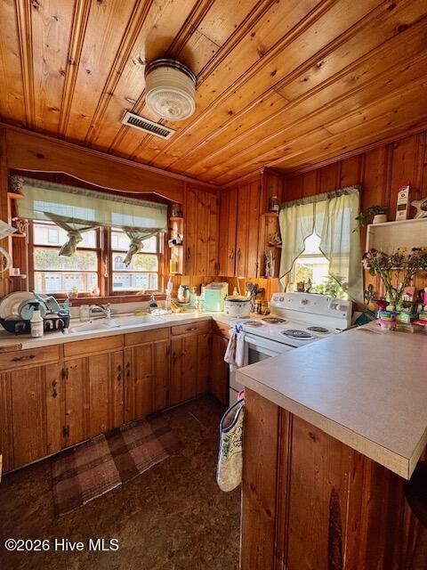 515 Hillside Drive S Property Photo 18
