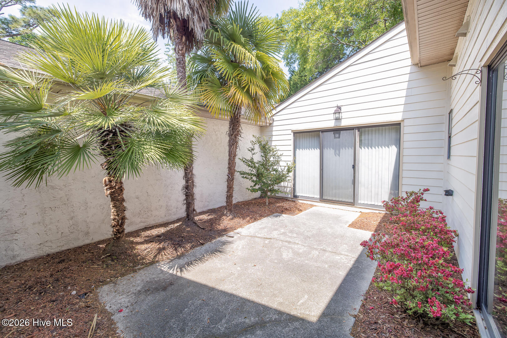 948 Birch Creek Drive Property Photo 4
