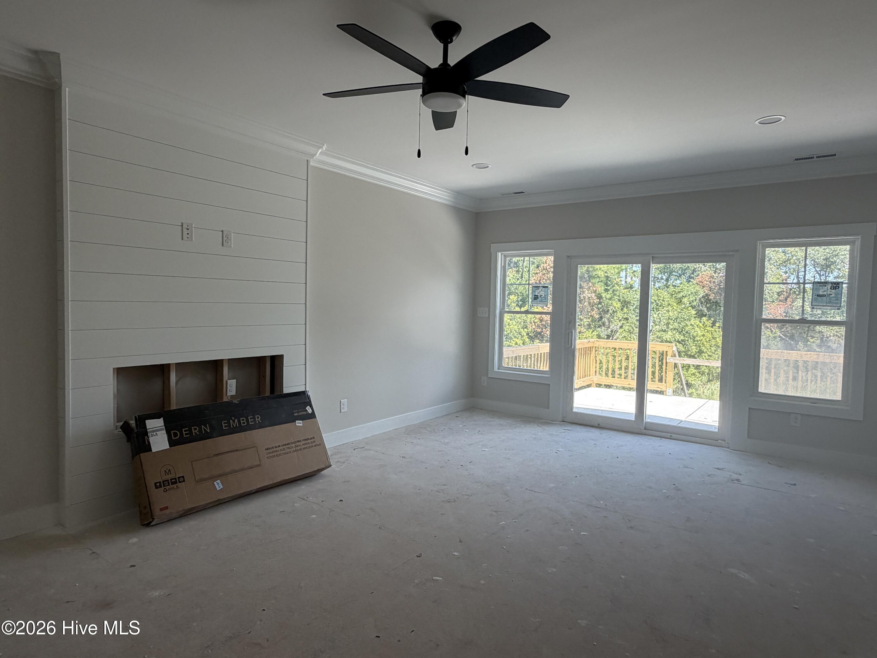 278 E Ivybridge Drive Property Photo 7