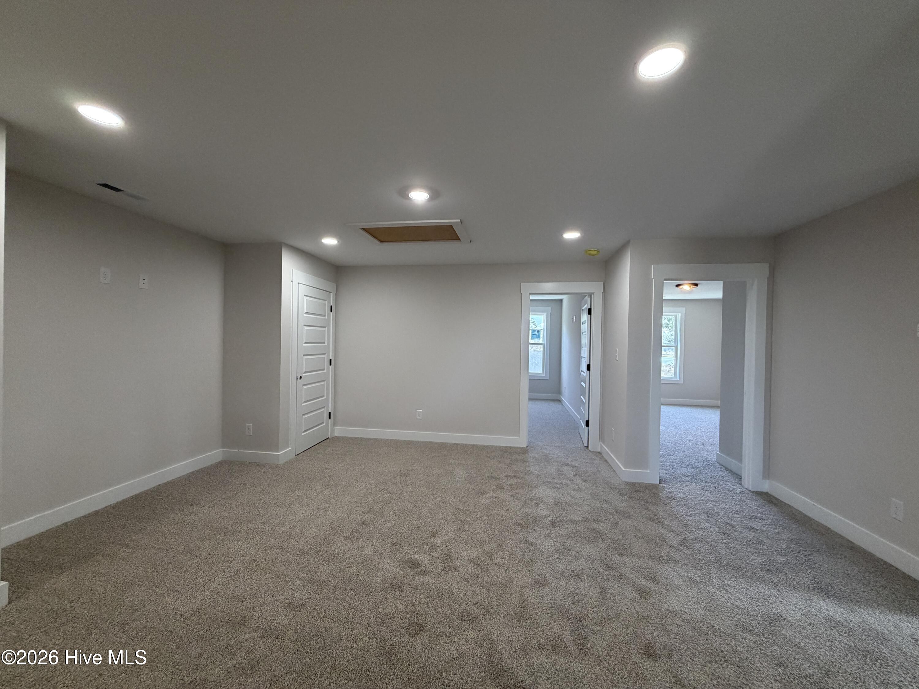 278 E Ivybridge Drive Property Photo 12