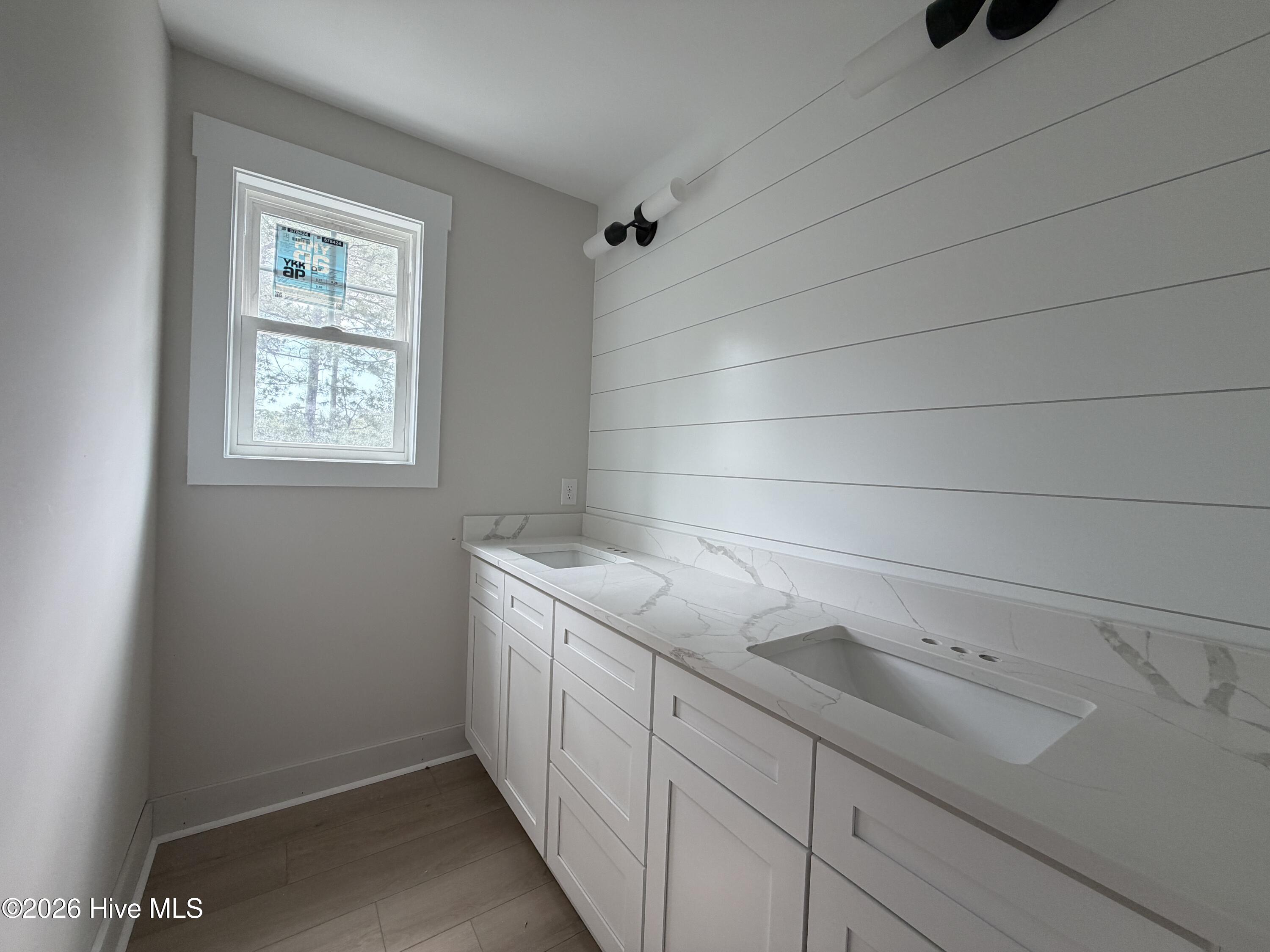 278 E Ivybridge Drive Property Photo 23