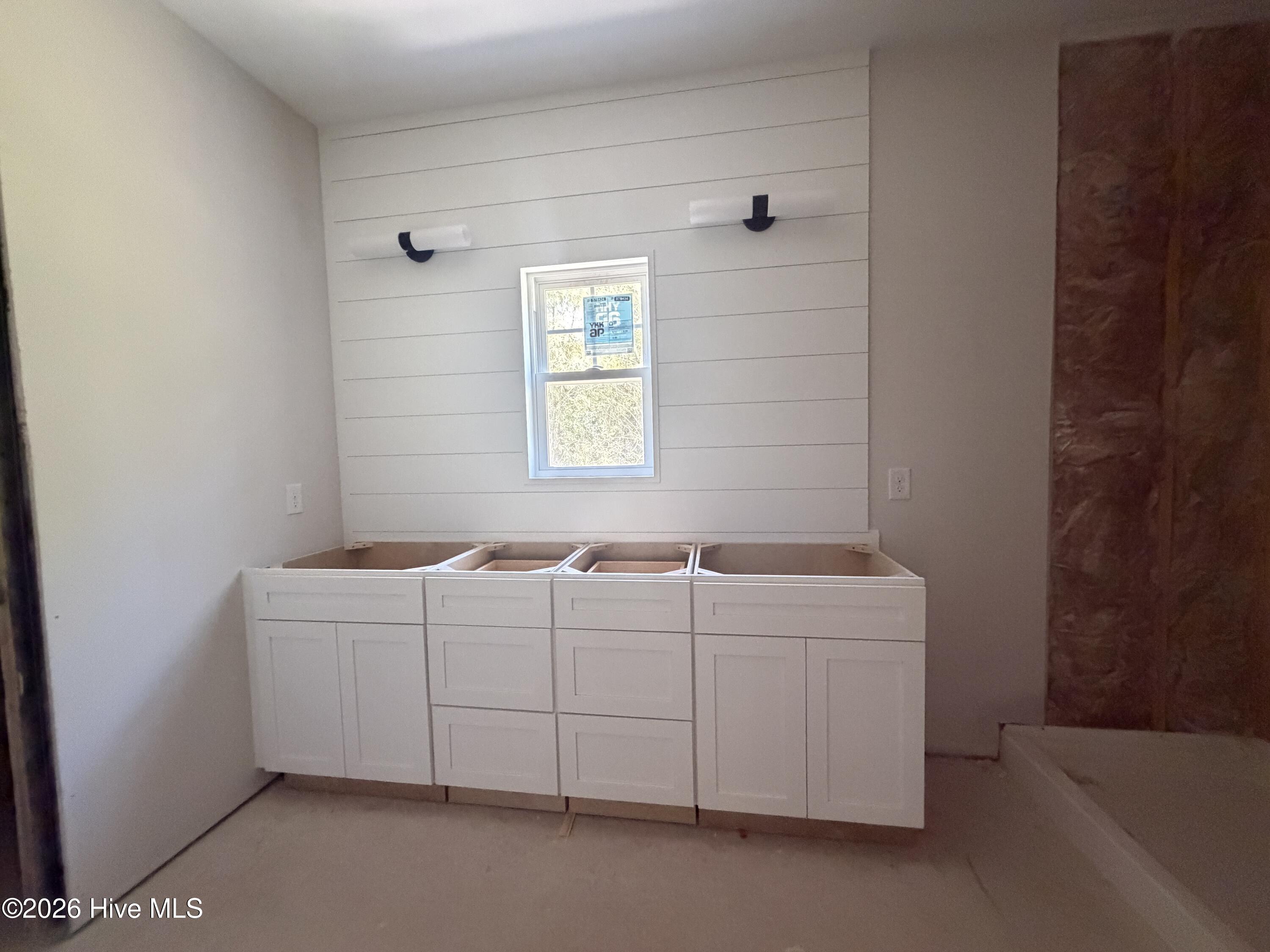278 E Ivybridge Drive Property Photo 34