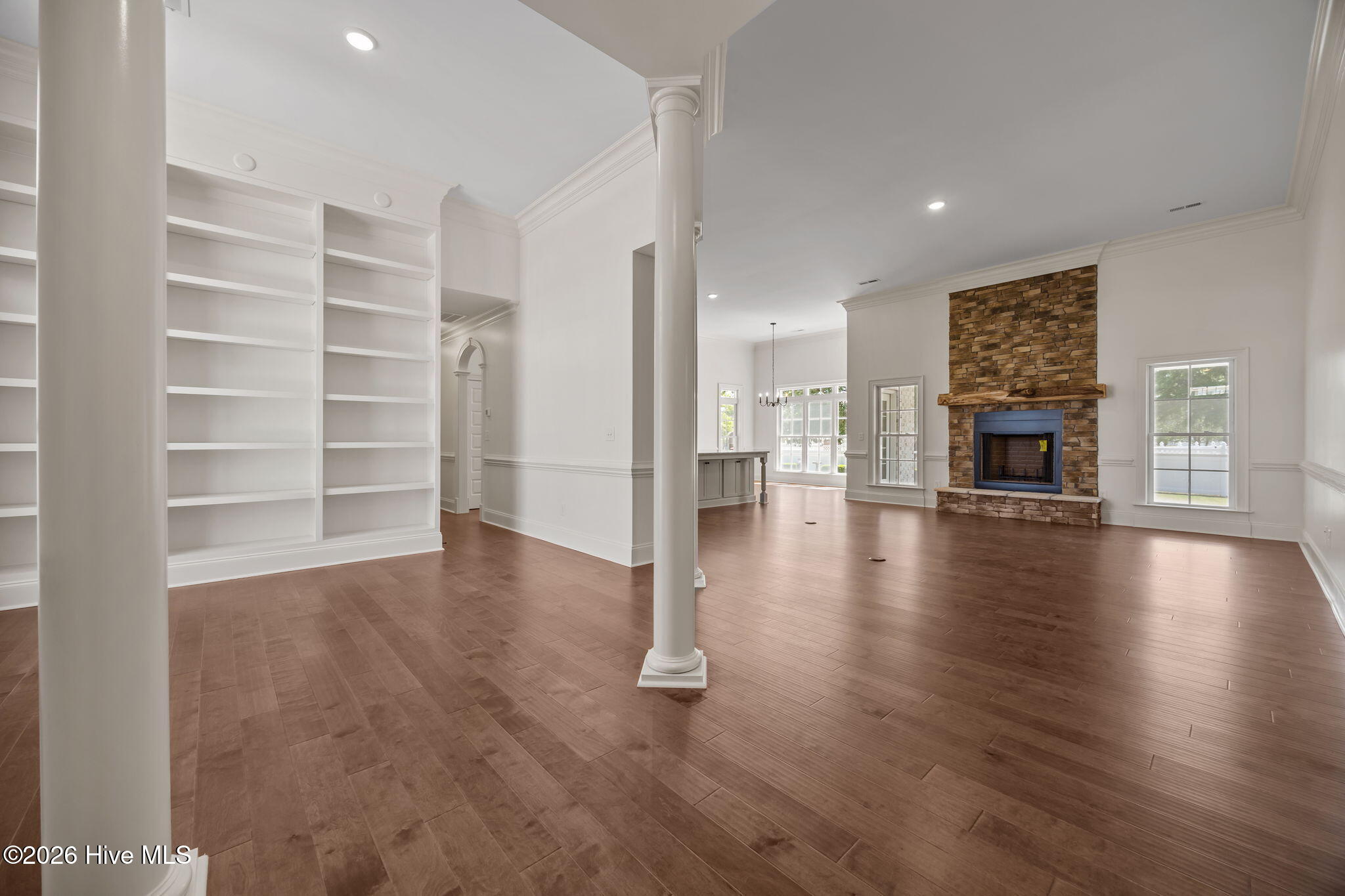 404 Donald Drive Property Photo 2