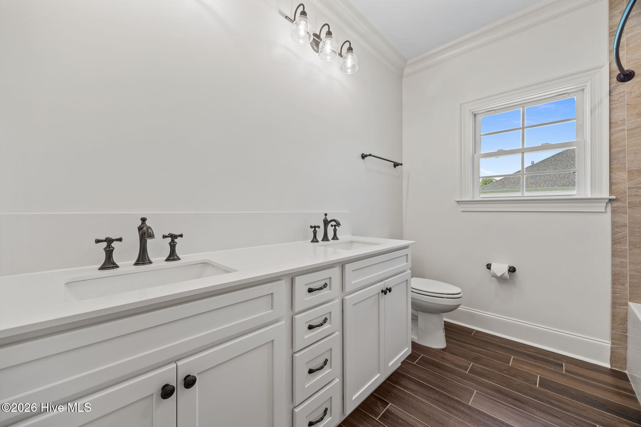 404 Donald Drive Property Photo 14