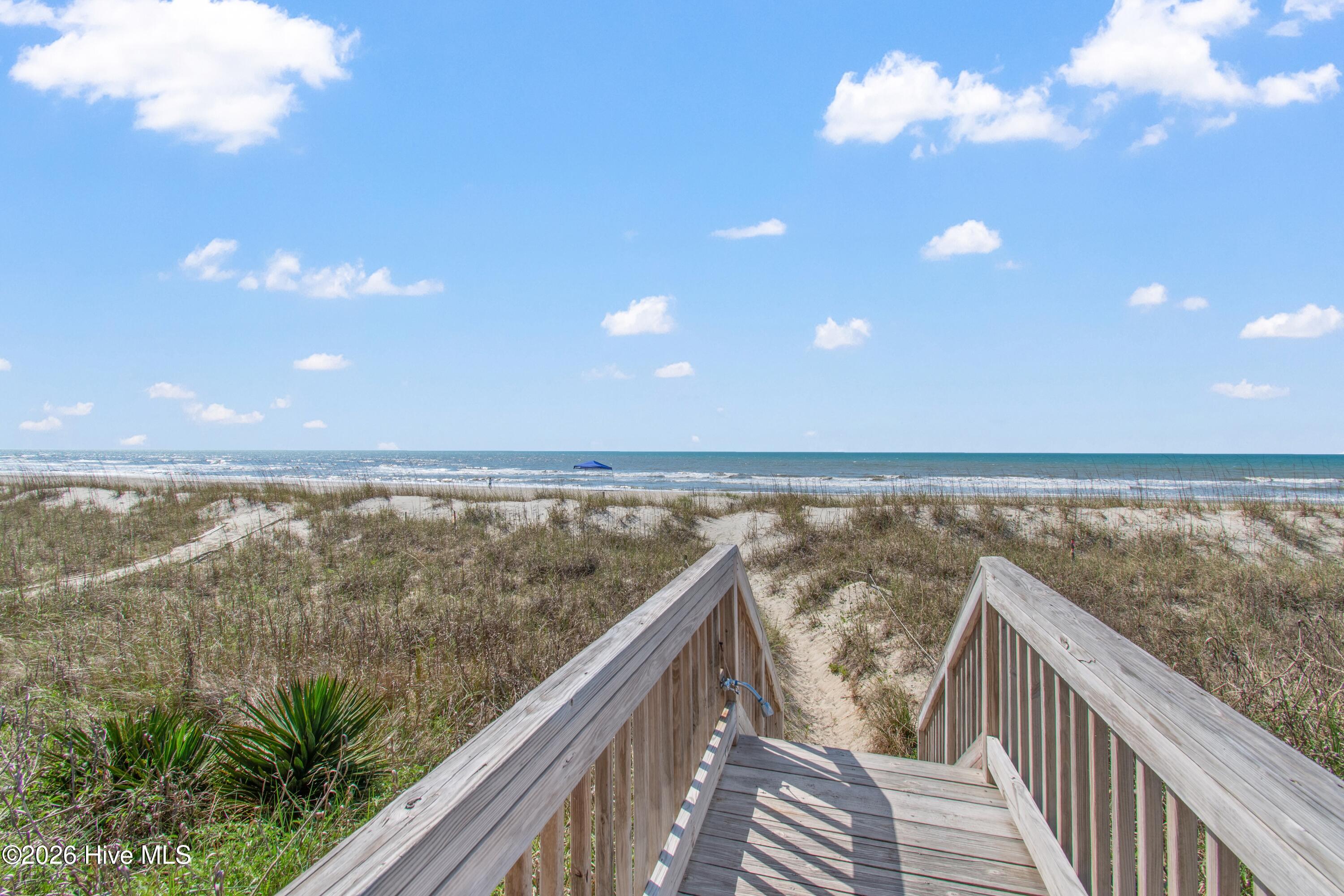 226 Ocean Boulevard E Property Photo 17