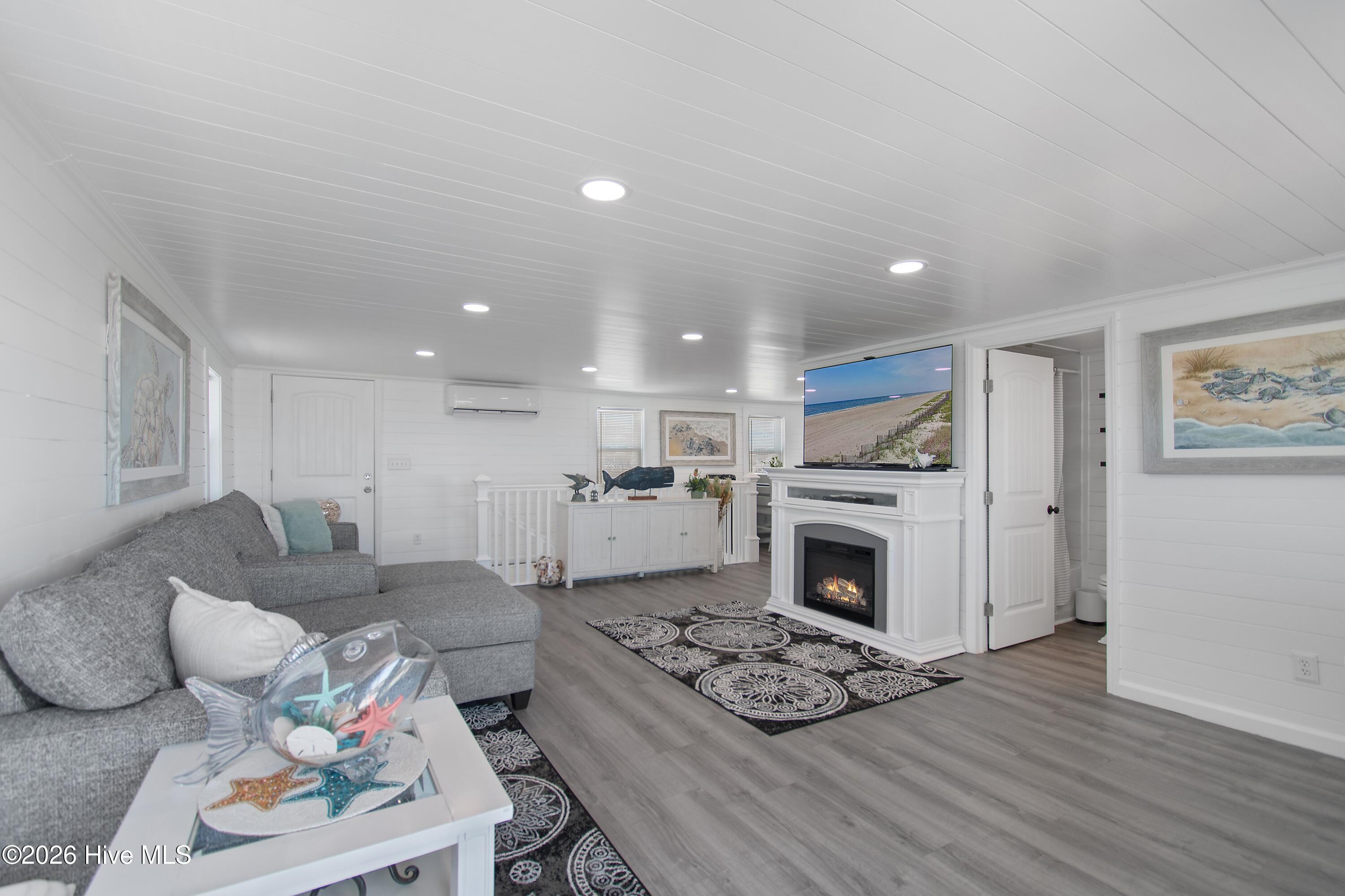 226 Ocean Boulevard E Property Photo 21