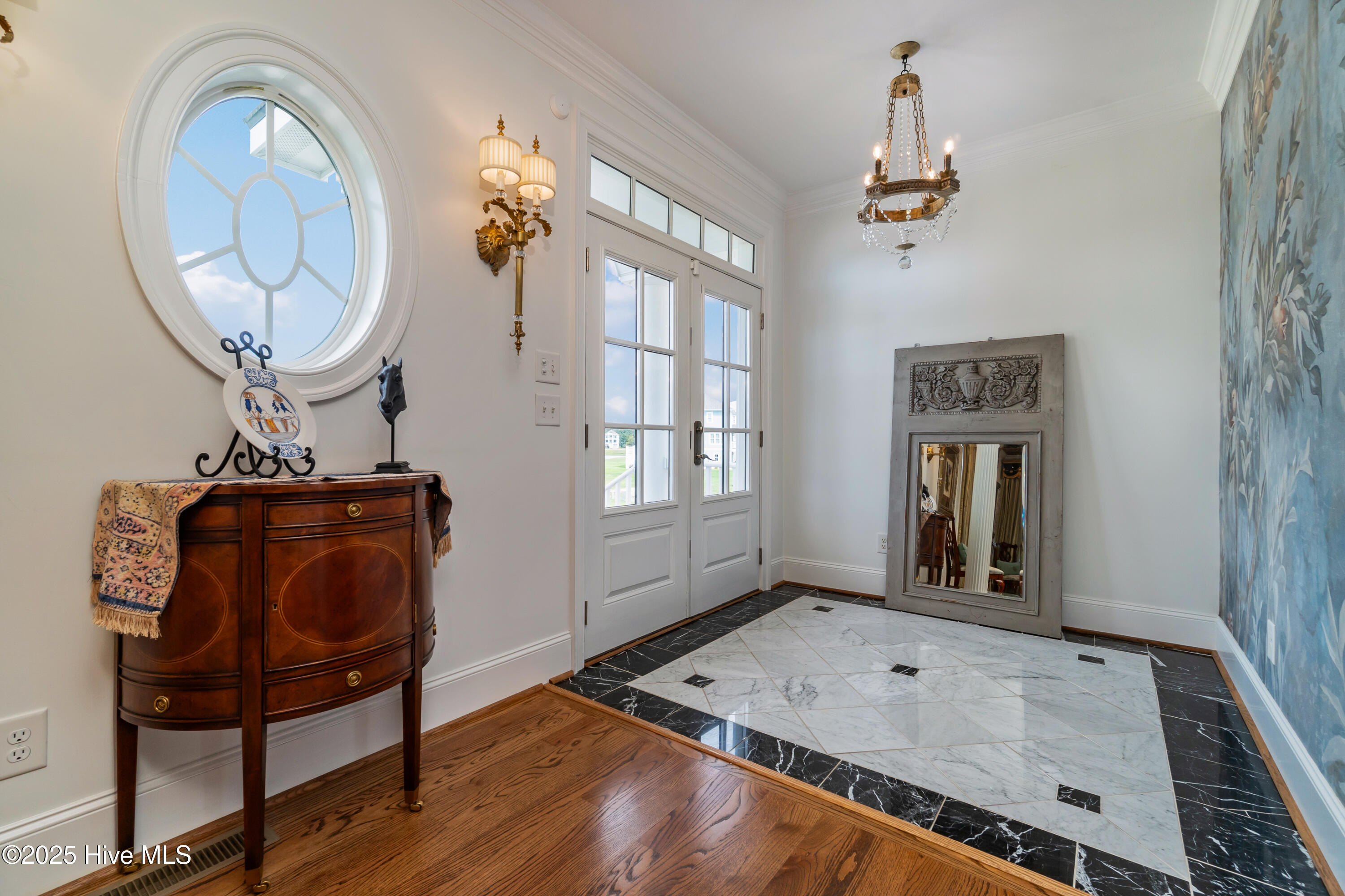 458 Kensington Place Property Photo 26