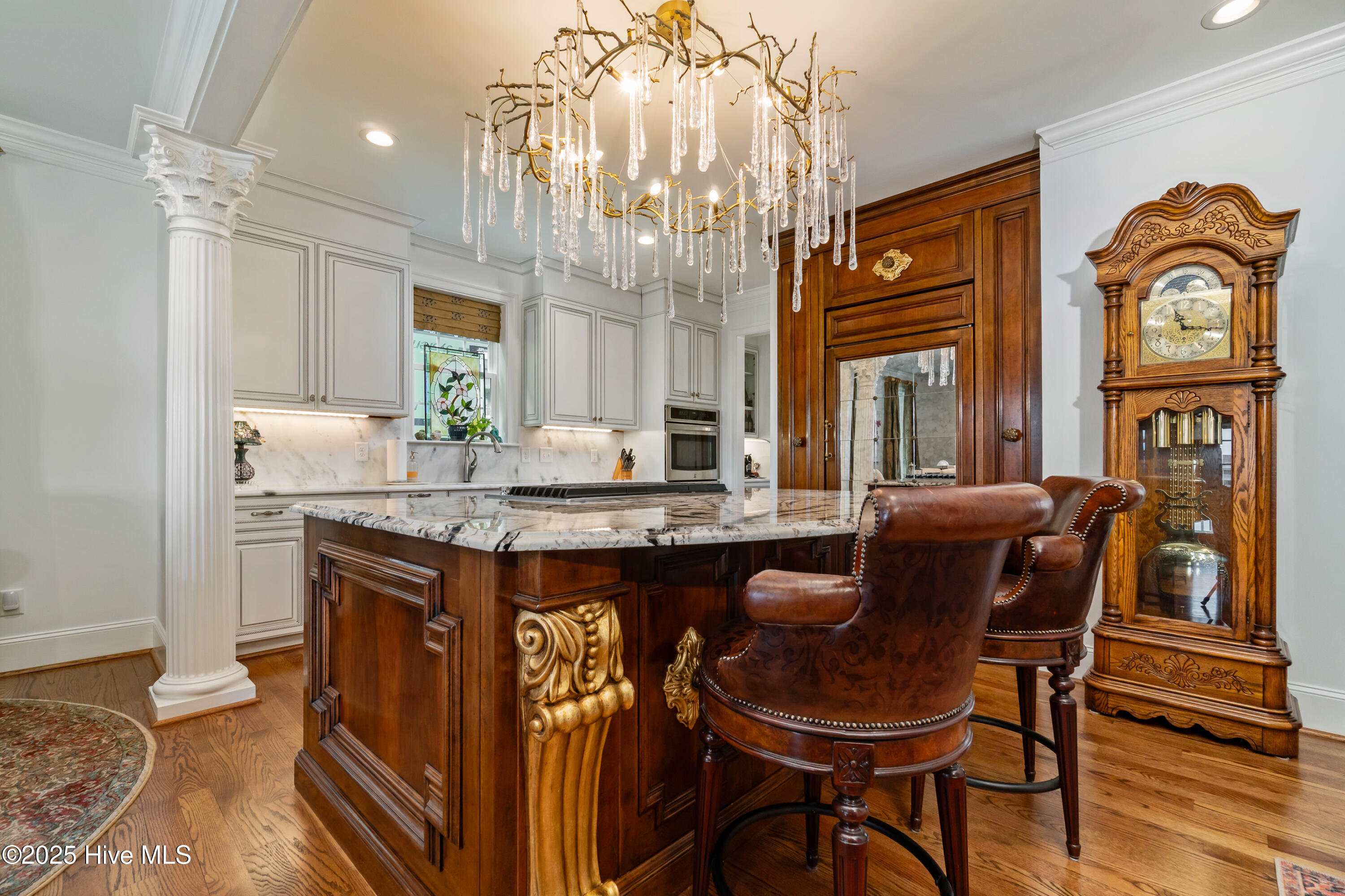 458 Kensington Place Property Photo 28
