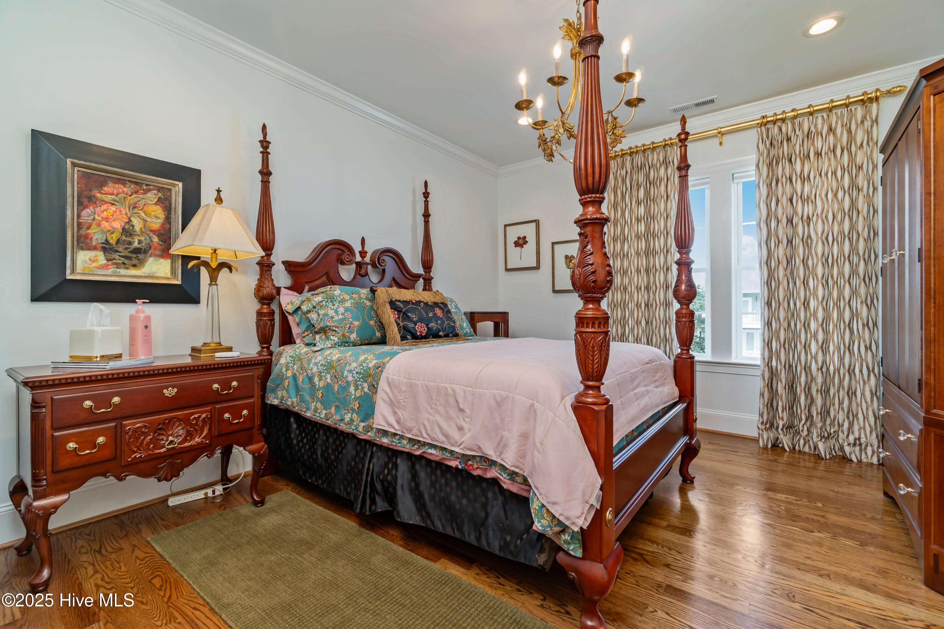 458 Kensington Place Property Photo 47