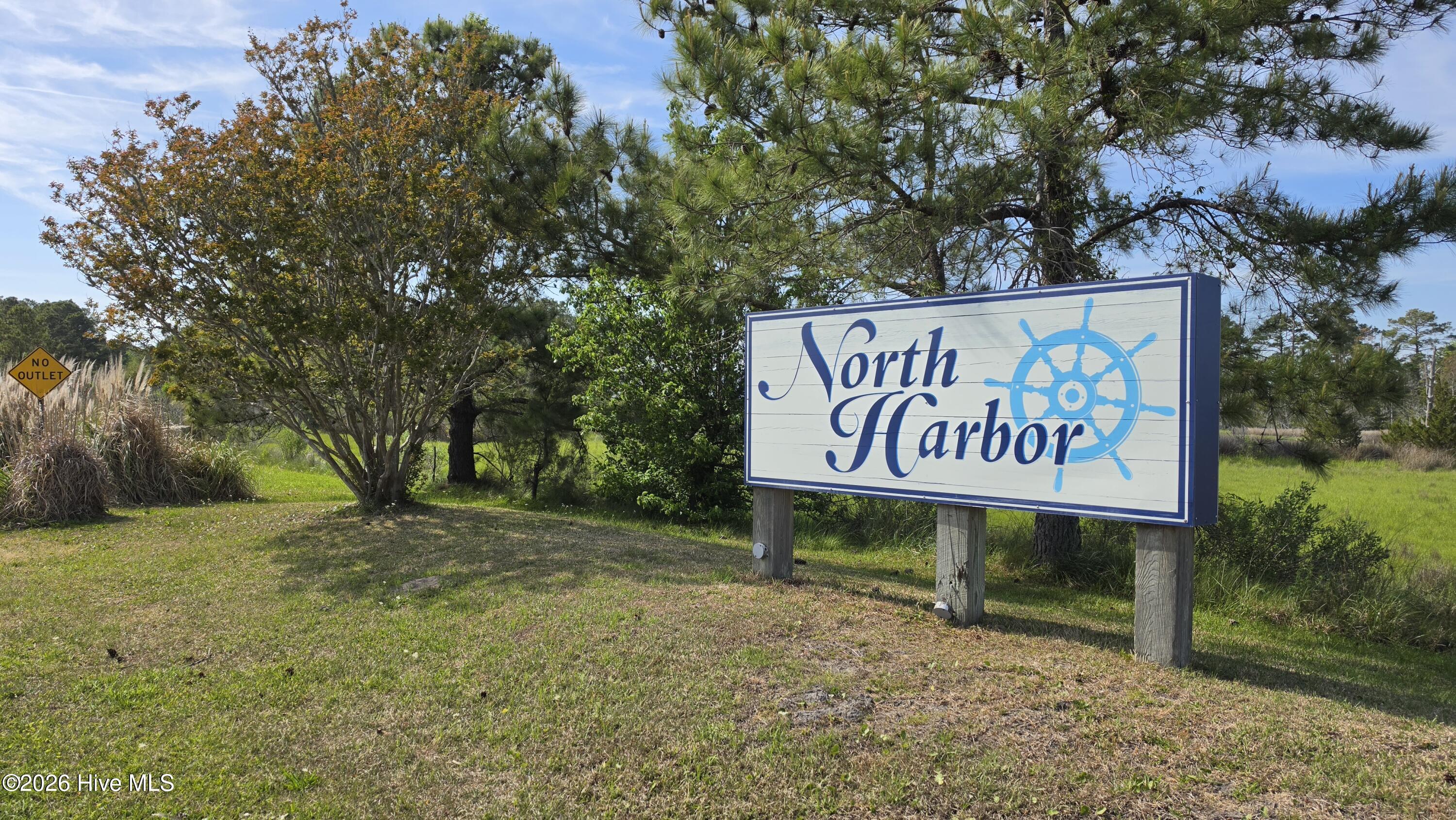 128 51 N Harbor Drive Property Photo 3