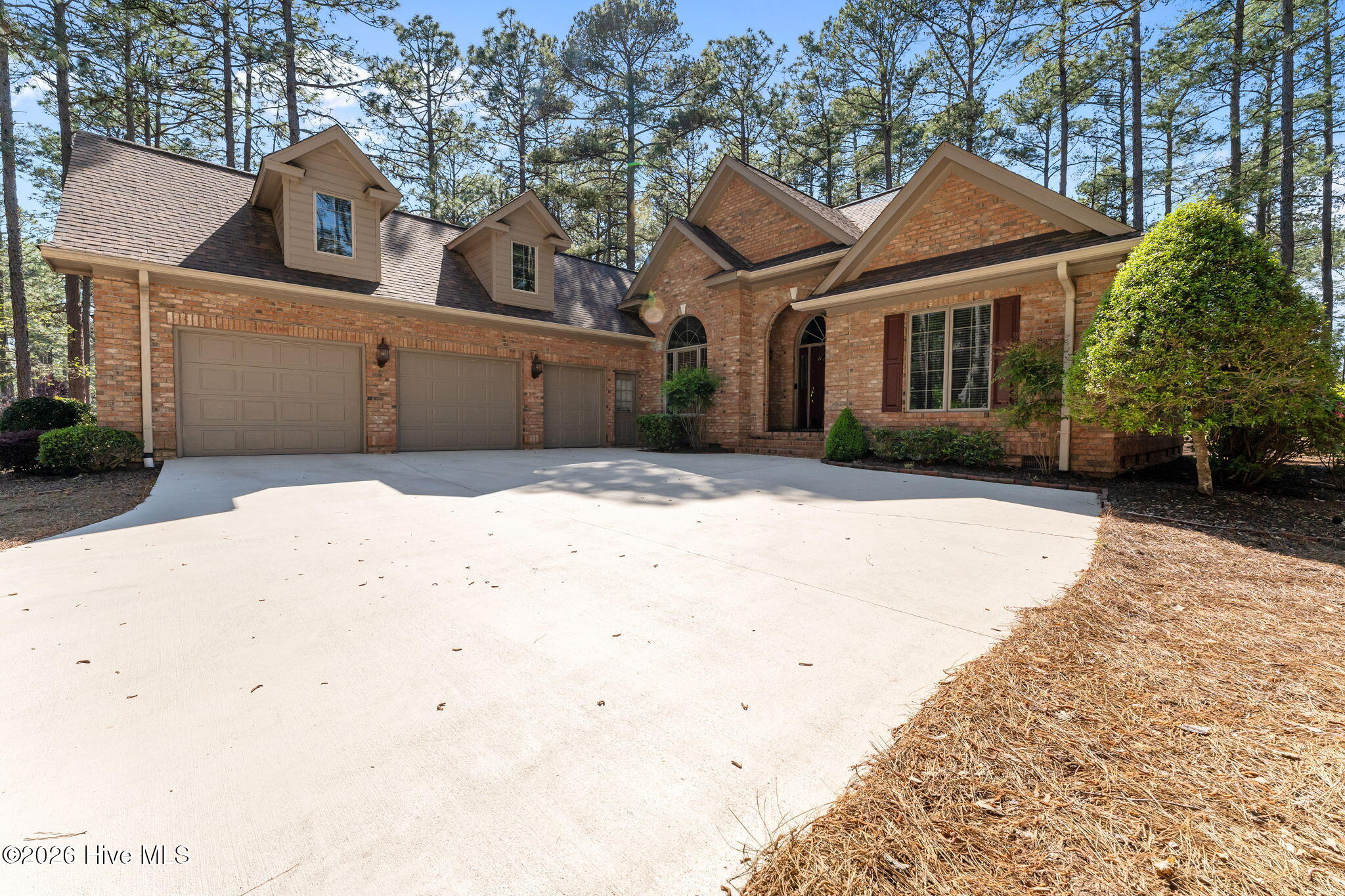 28 Abbottsford Drive Property Photo 4