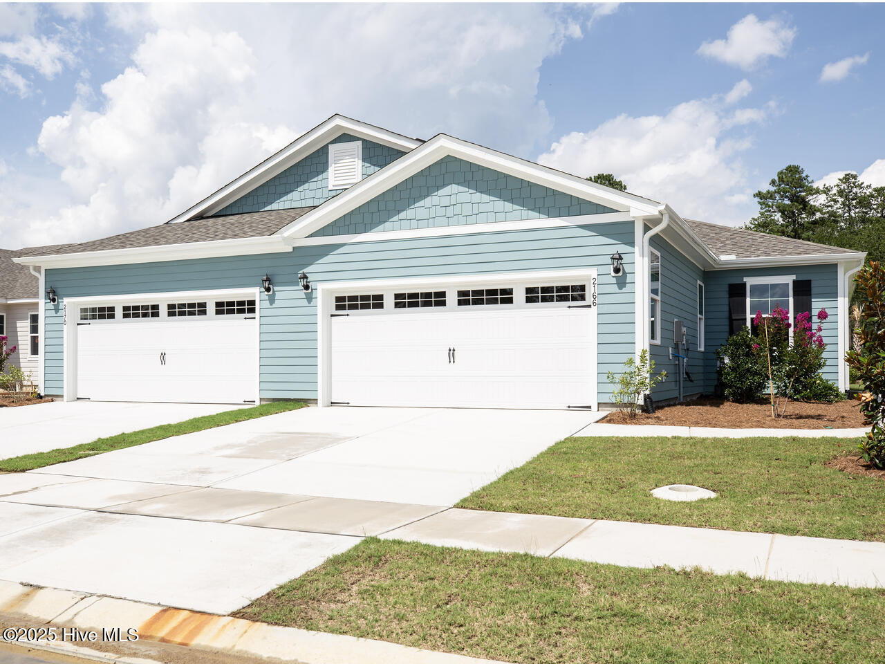 3044 Bottlebrush Drive Unit 2081 Property Photo 1