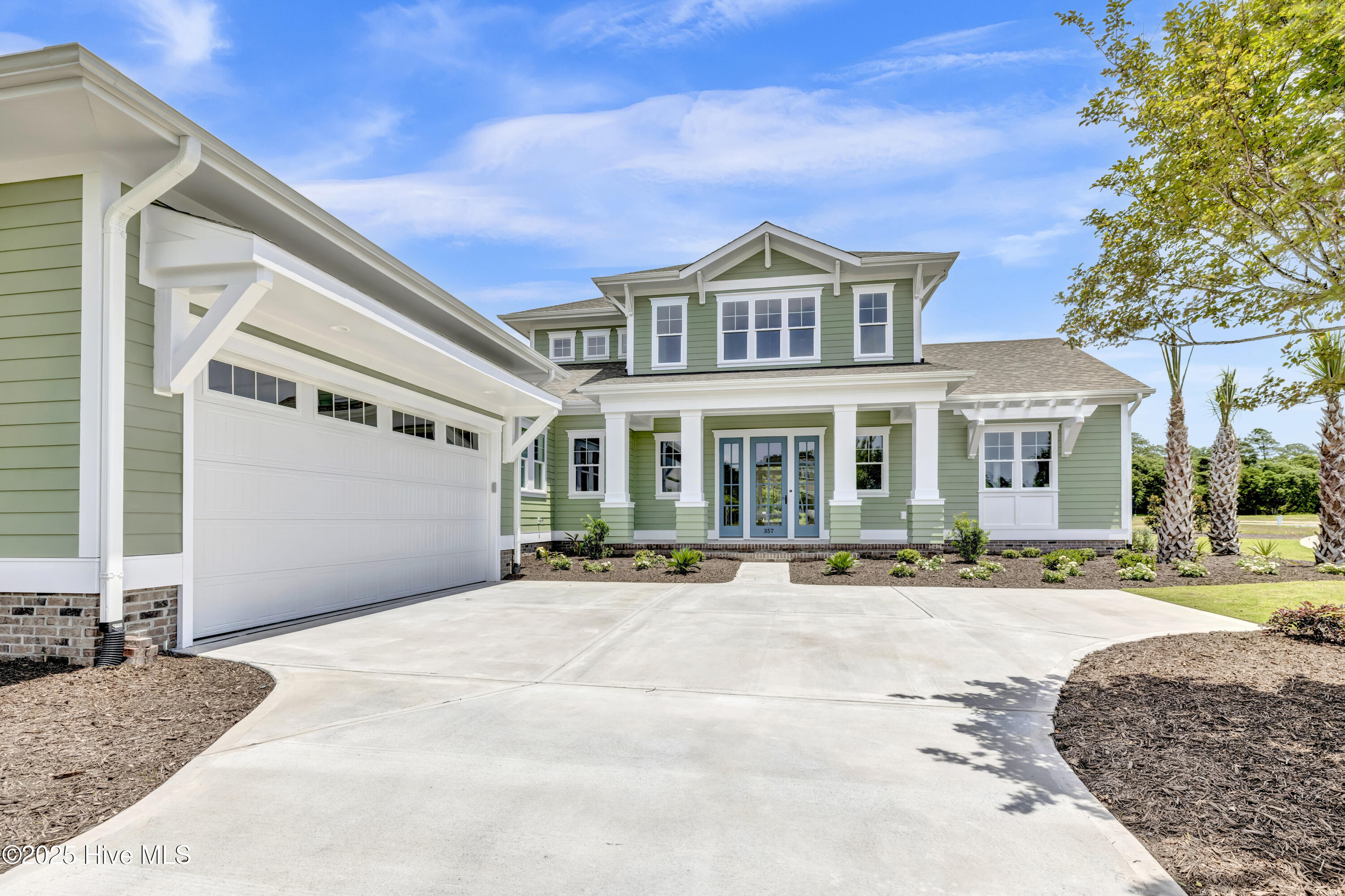 357 Planters Walk Property Photo 4