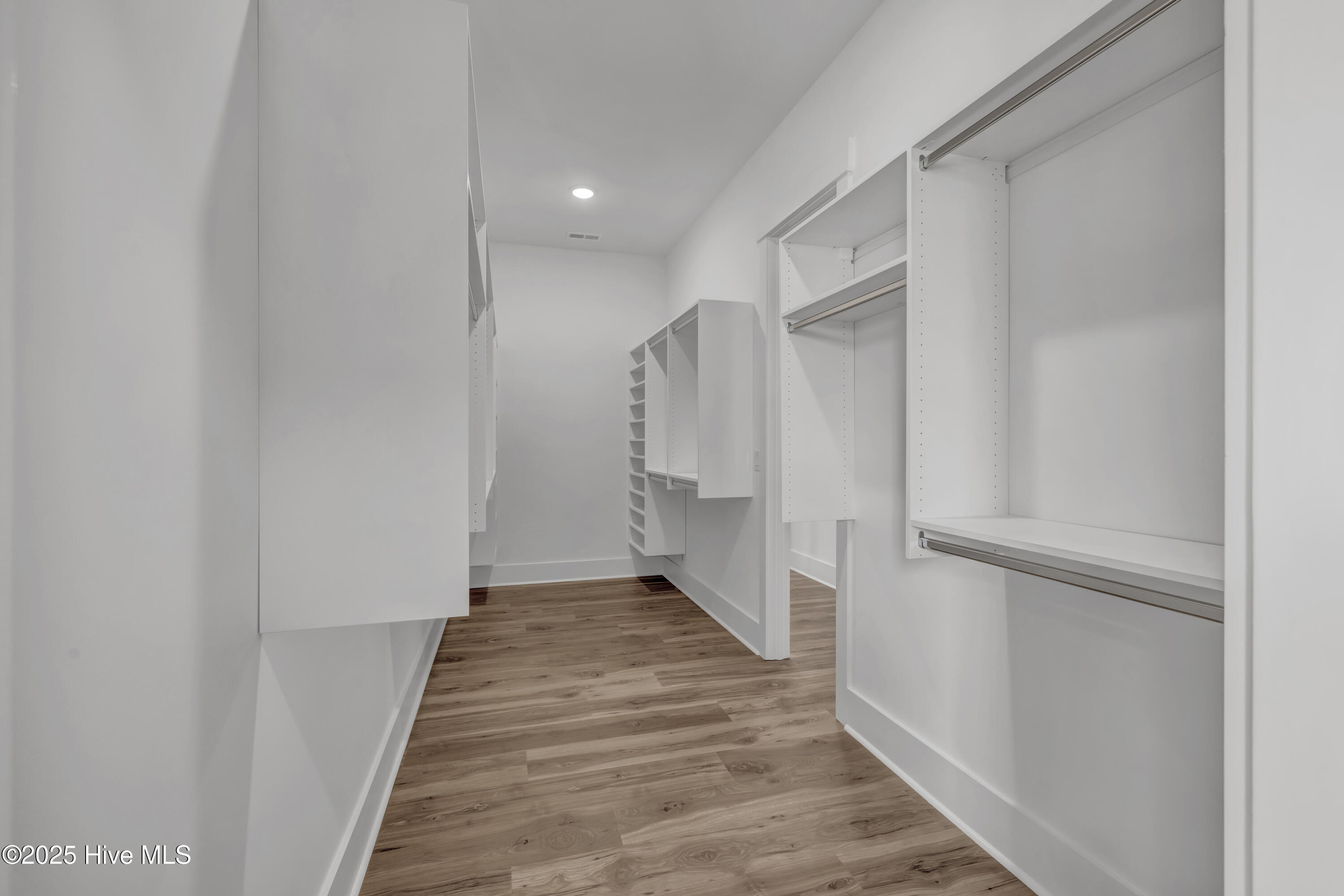 357 Planters Walk Property Photo 33